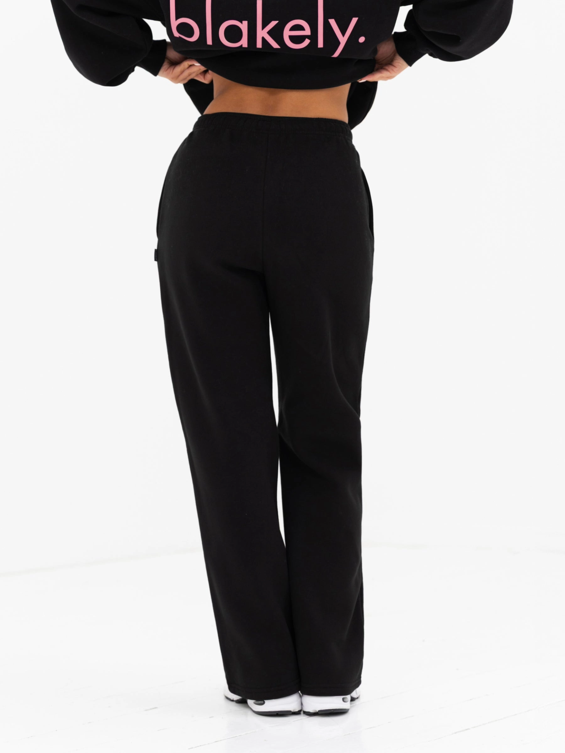 Cozy And Stylish Lexi Wide Leg Sweatpants - Black