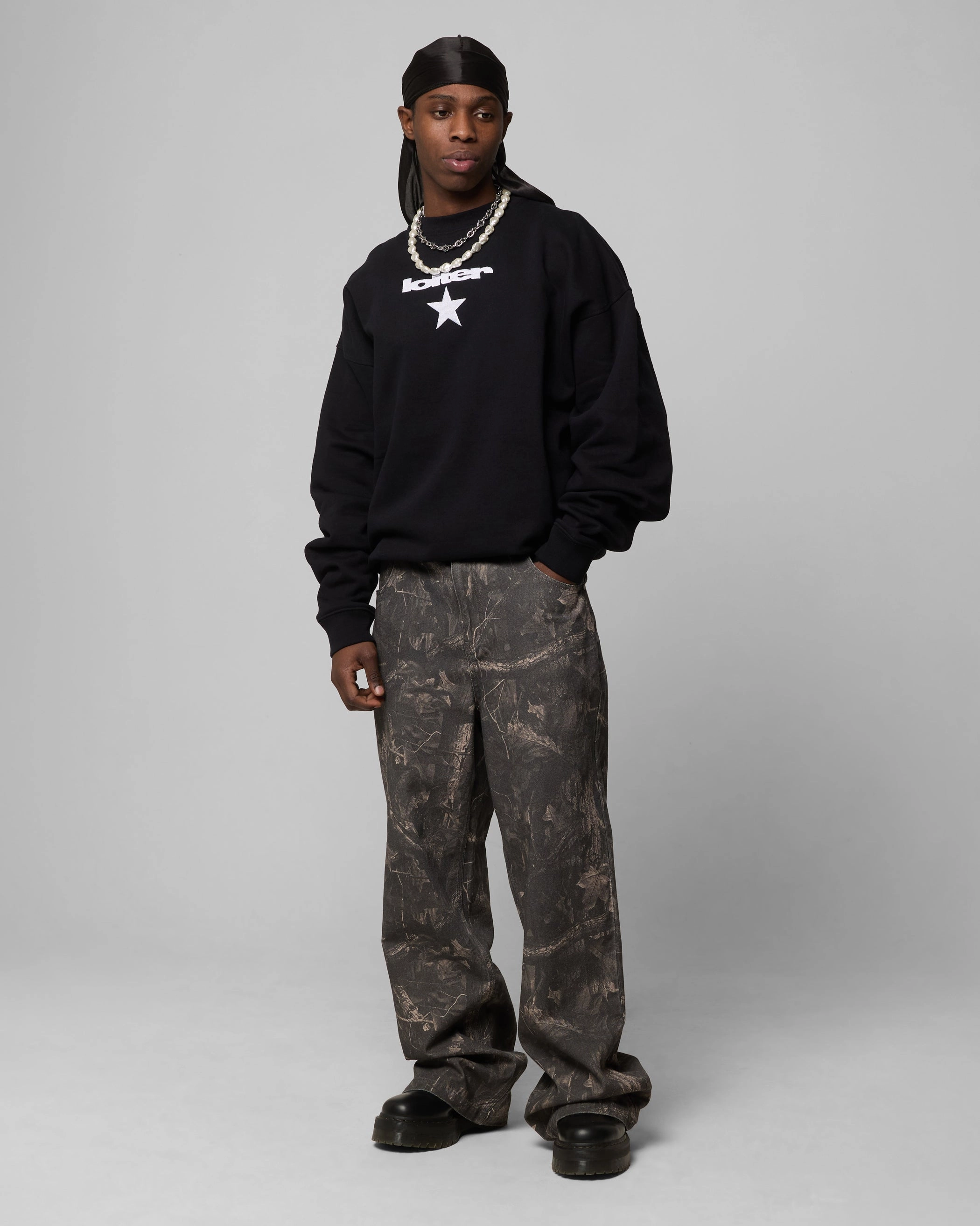 Casual Long Sleeve Reversible design Loiter Premium Essentials Crewneck Black