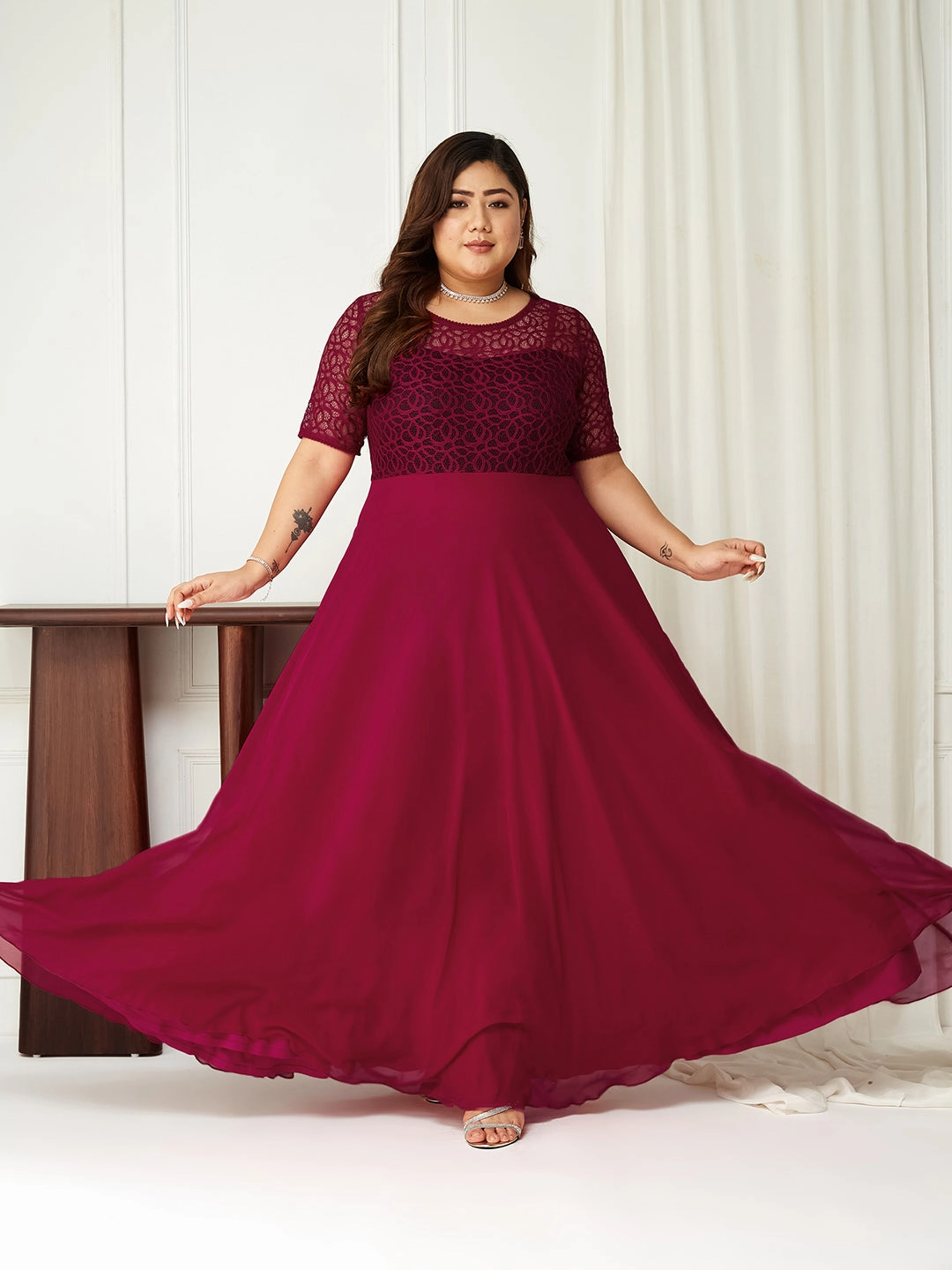 Body Bliss Dark Pink Solid Lace Overlaid Maxi Dress Quick-Dry Mood Friendly