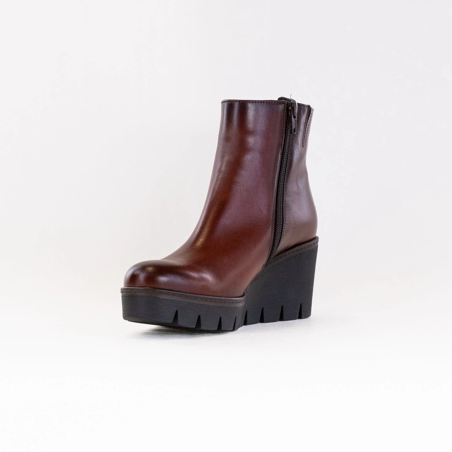 Gabor 54.780.24 (Women's) - Brown Leather Stable Support Windy Weather