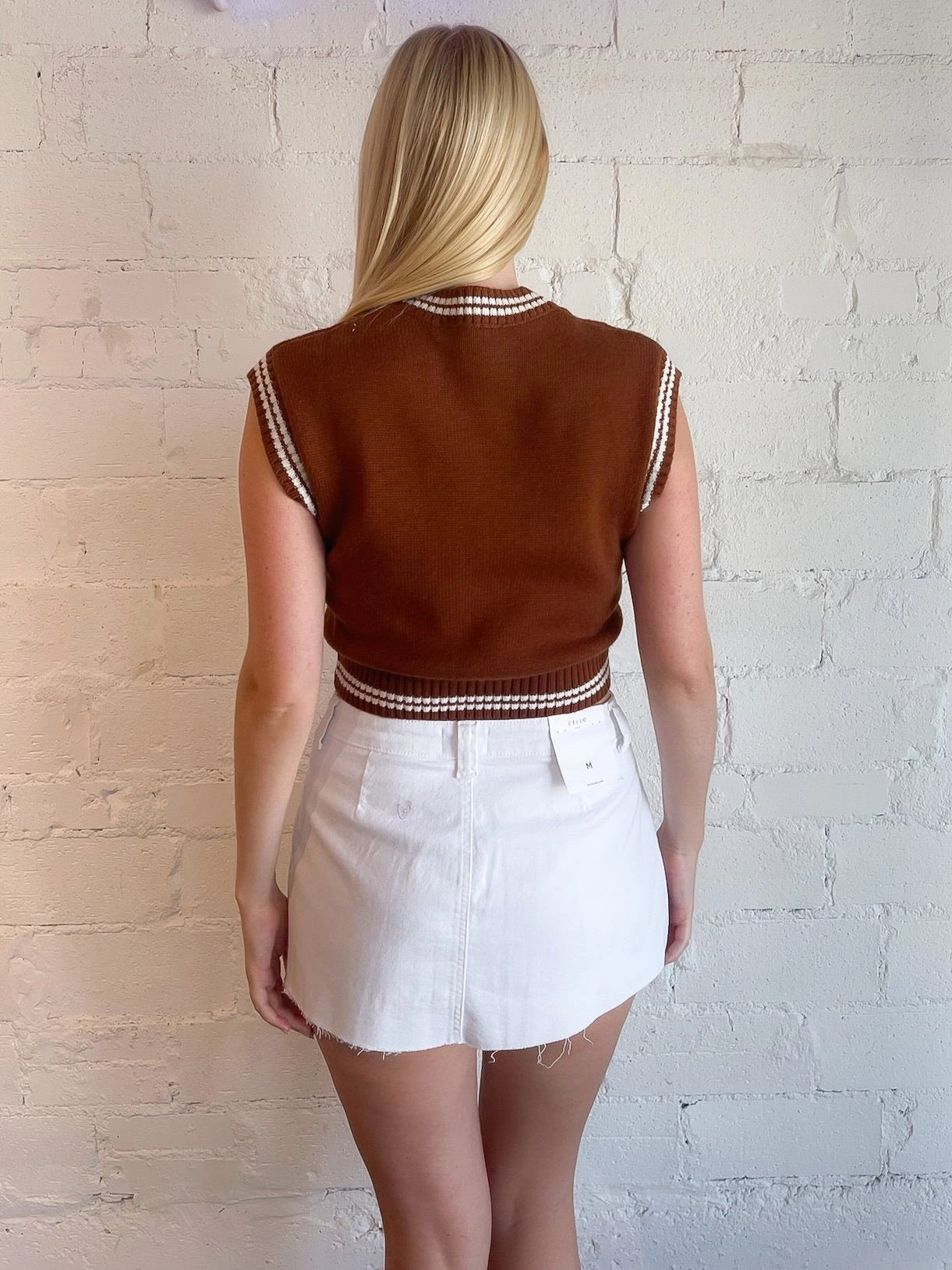 Kirby Sweater Vest Taped Neckline