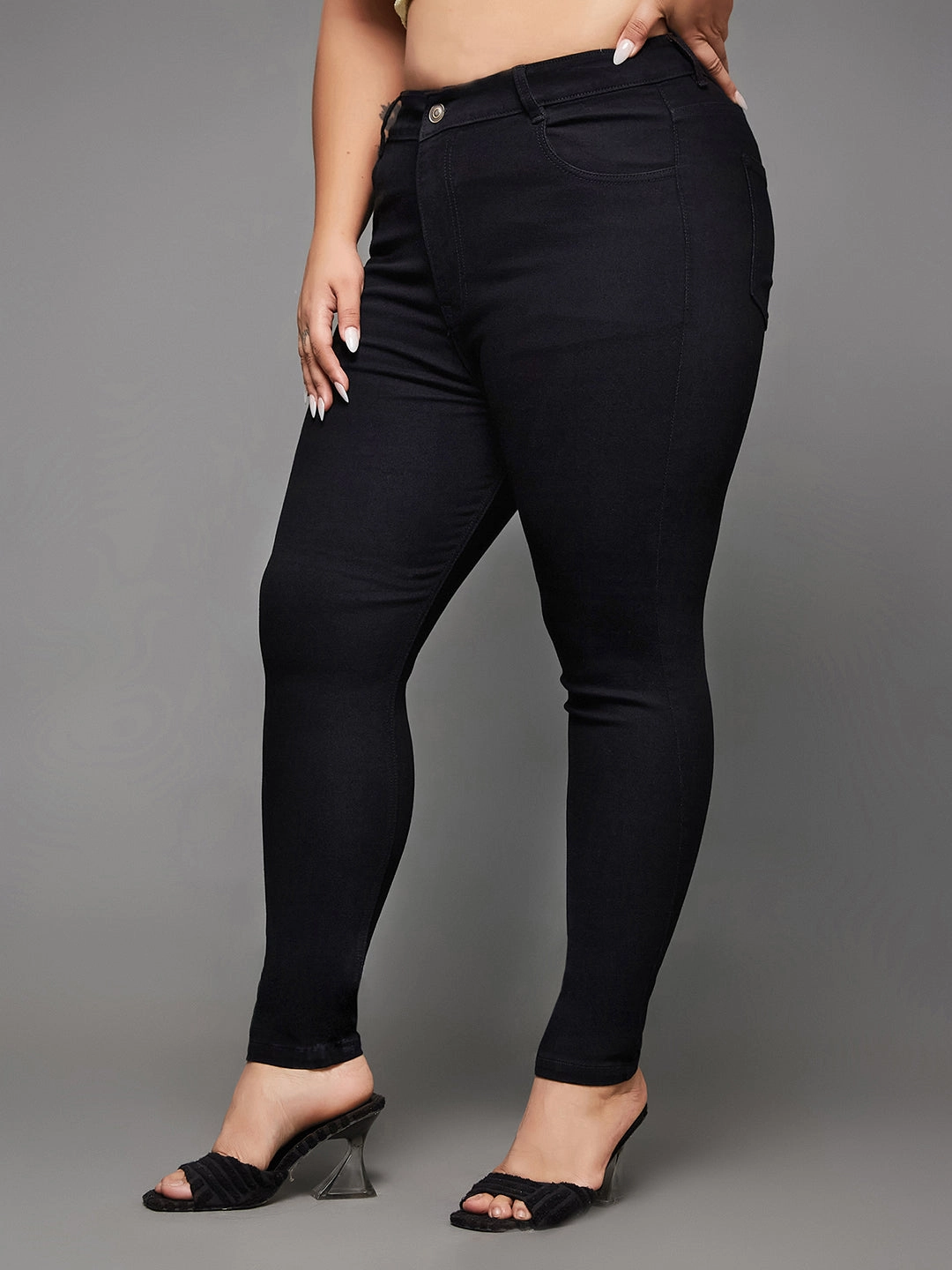 Premium Material CHASEstretch? Black Skinny-Fit High-Rise Stretchable Denim Jeans