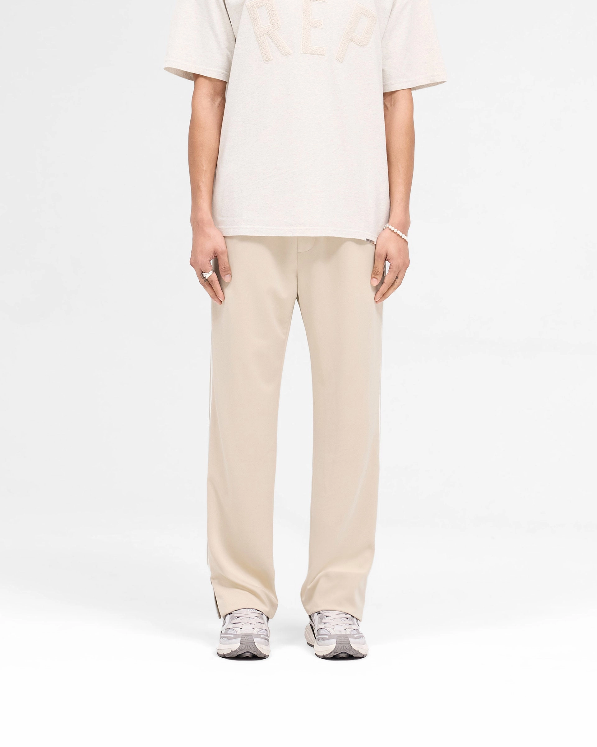 Tailored Track Pant - Stone SeamlessPockets Lounge-friendly
