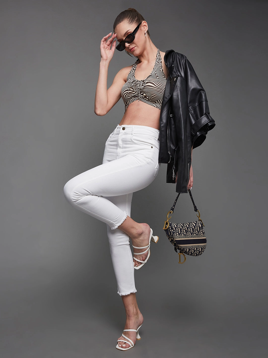 Chic Silhouette Anti Fade Technology 24/7 Comfort White Skinny High-Rise Cropped Stretchable Denim Jeans