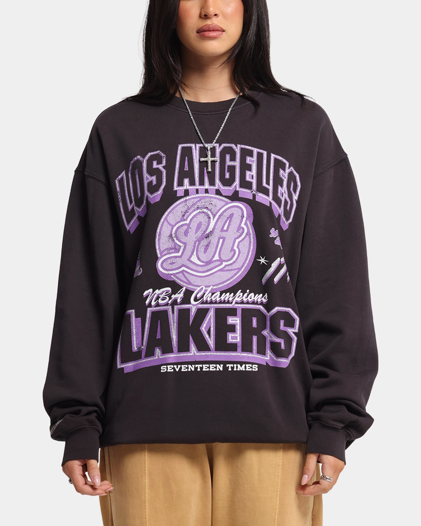 LongWearingComfort Elasticated Hem Mitchell & Ness Women's Los Angeles Lakers Arch Logo Crewneck Overdyed Black