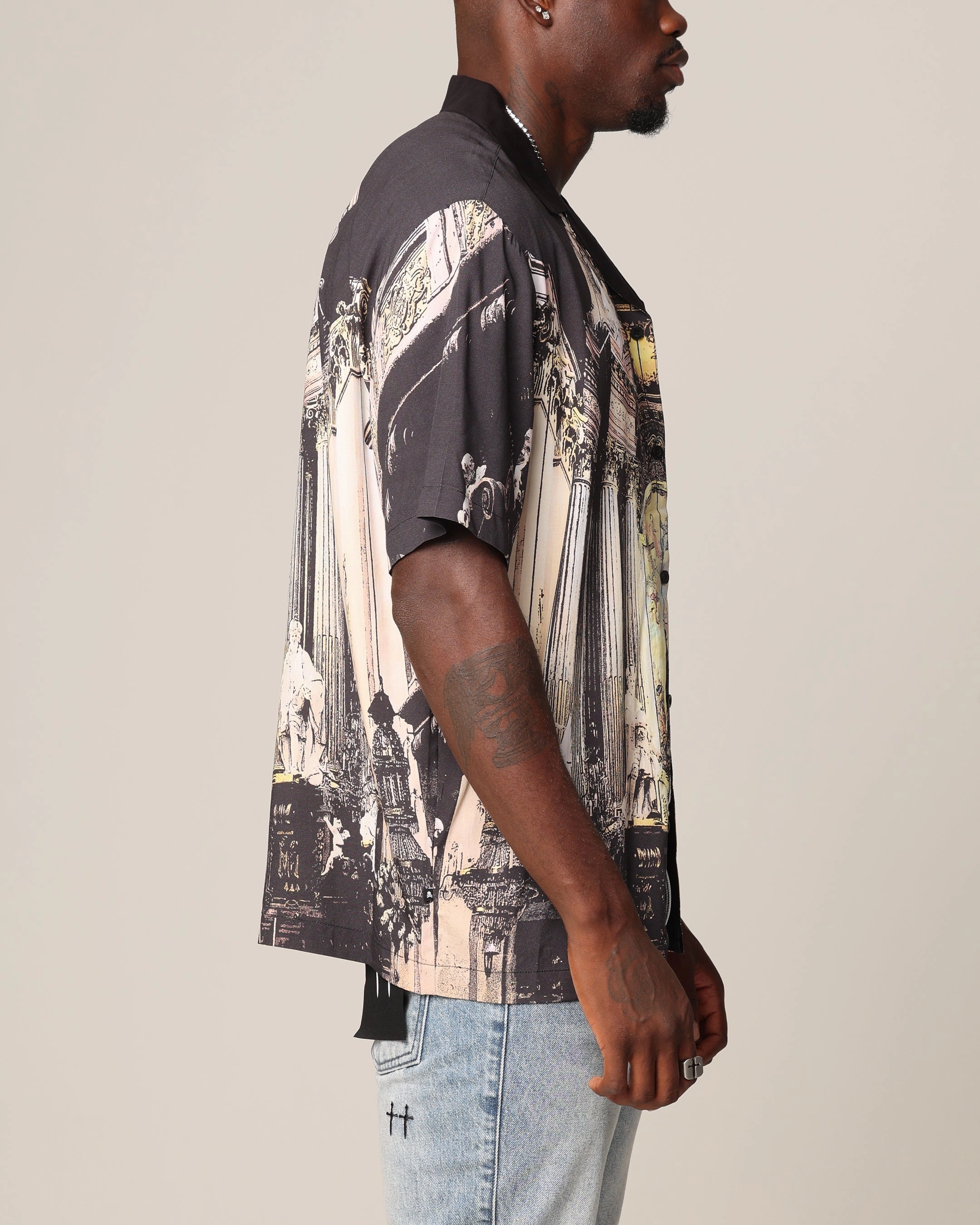 AntiPilling Finish Resilient Elasticity Saint Morta Divine Reverence Button Up Shirt Multi