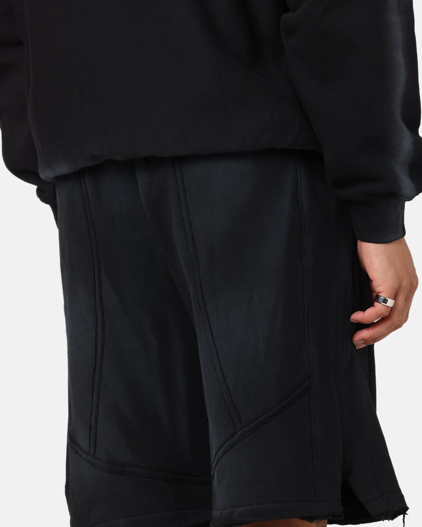 Move Easy ReinforcedHemline The Anti Order Apocalypse Sweat Shorts Sunfade Black