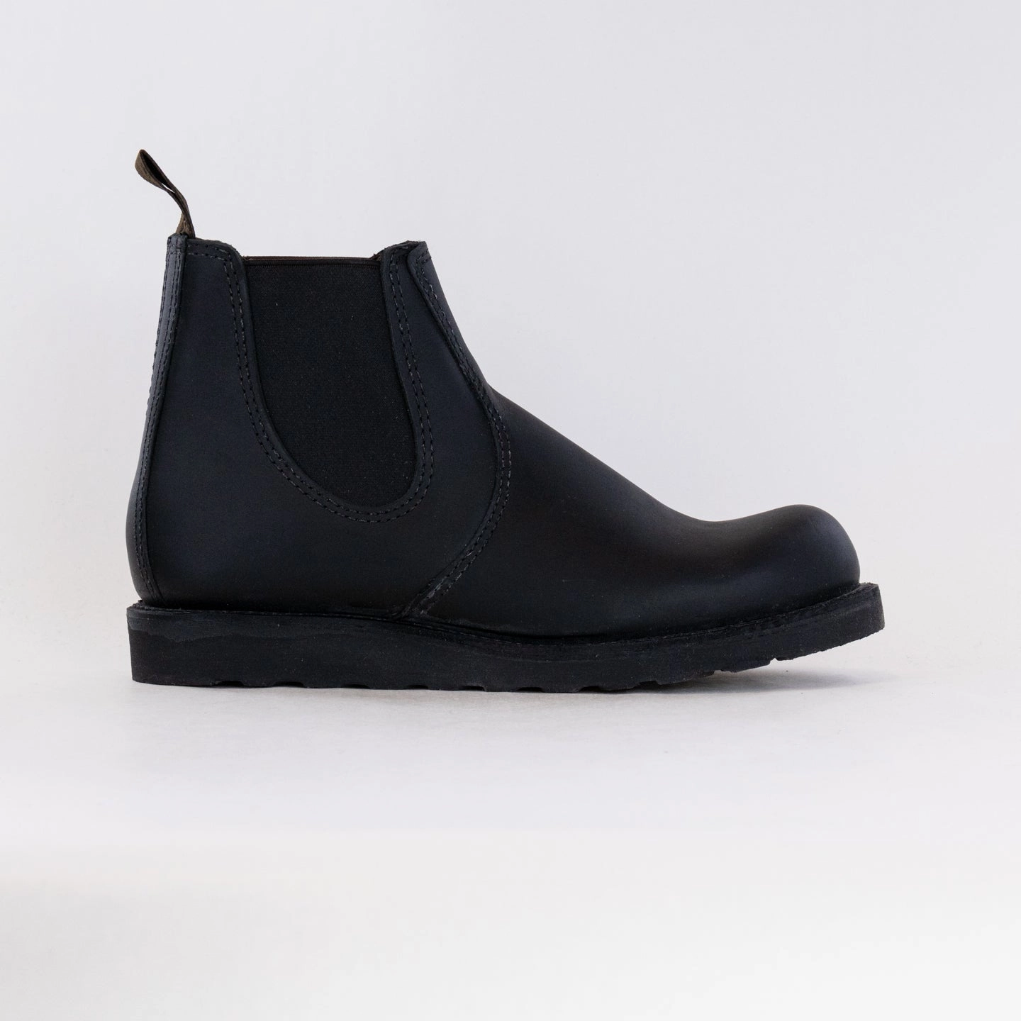 Western Ride Library Visit Red Wing Heritage Classic Chelsea (Men's) - Black Harness