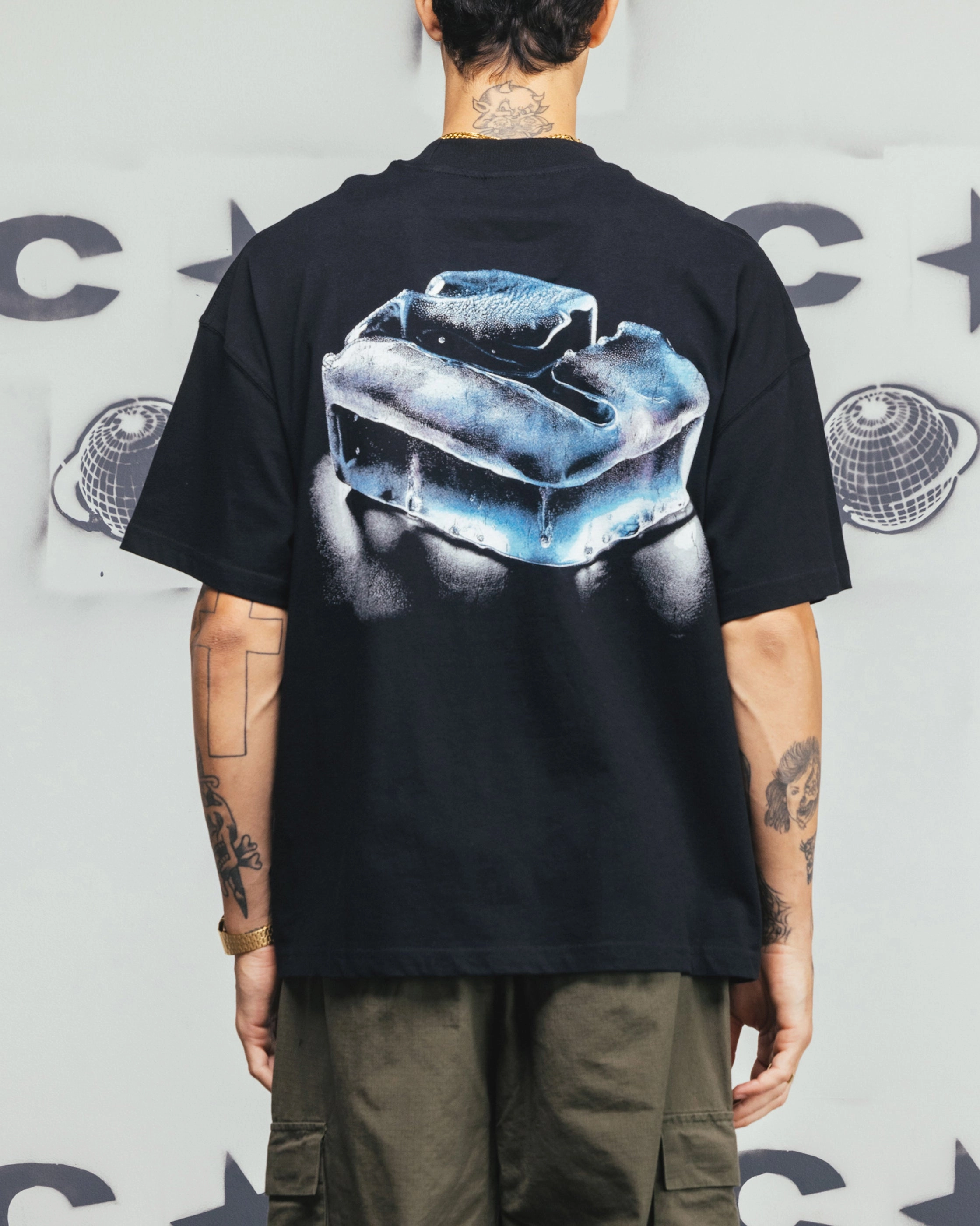 Carre Frosted T-Shirt Black NoRoll Hem Technology GarmentWashedFinish