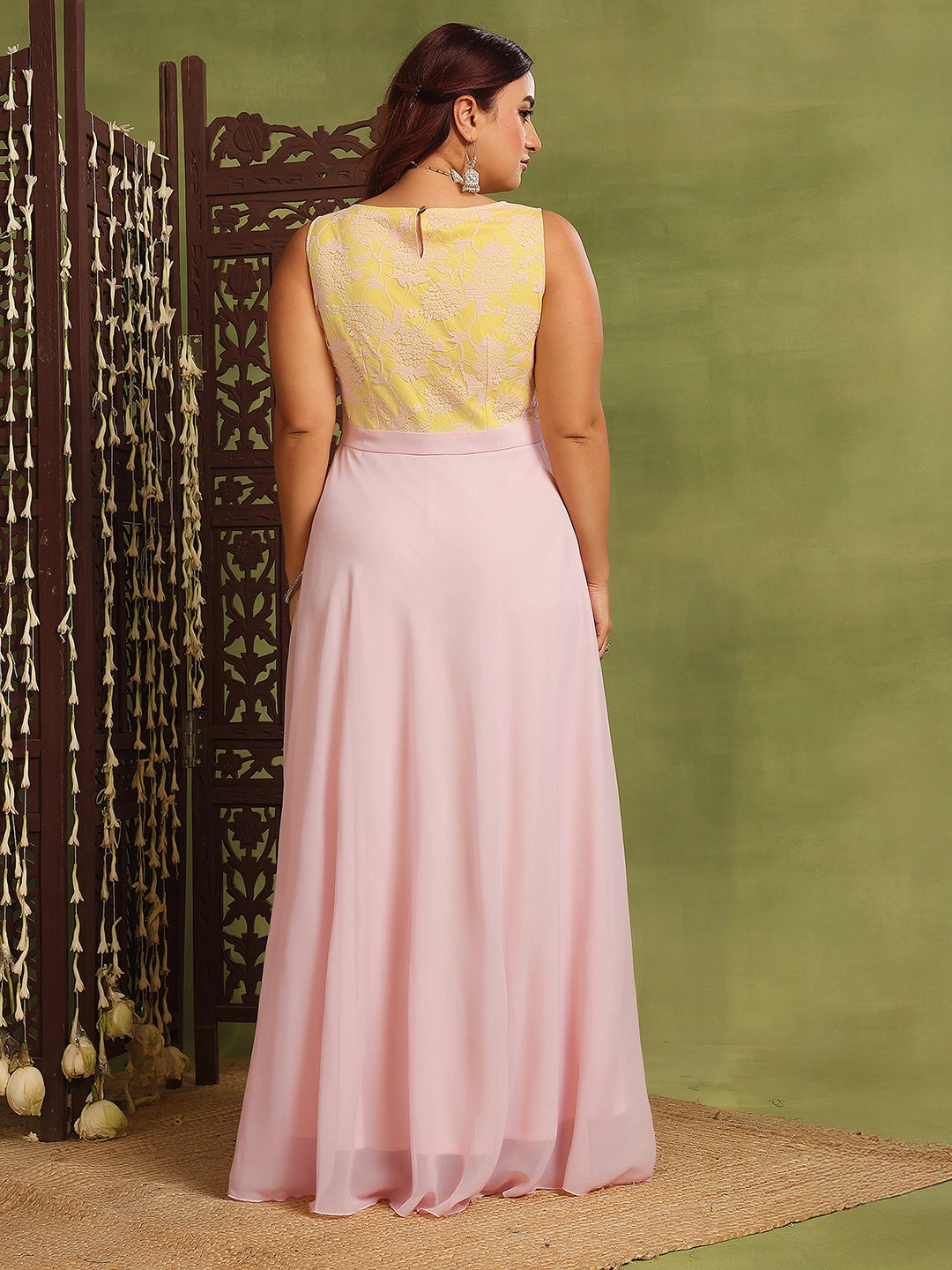 Women's Dusty Pink Boat Neck Sleeveless Self-Design Lace-Overlaid Georgette Maxi Dress Trendy Appearance Fall Ready