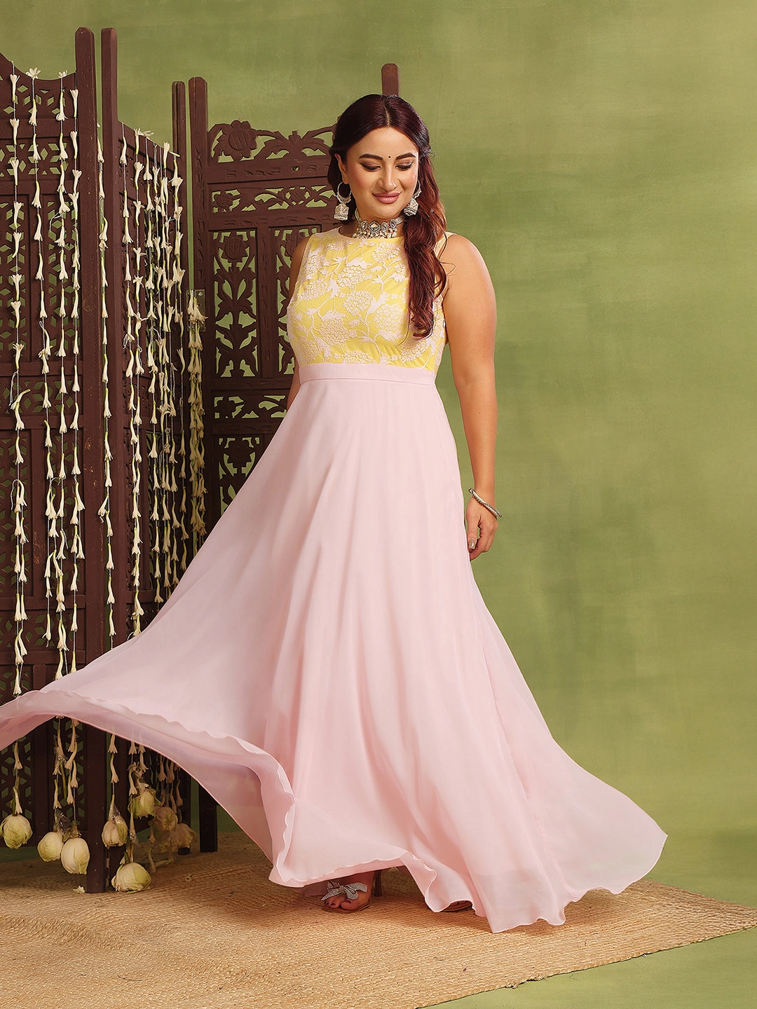 Contrasting Detail Women's Dusty Pink Boat Neck Sleeveless Self-Design Lace-Overlaid Georgette Maxi Dress