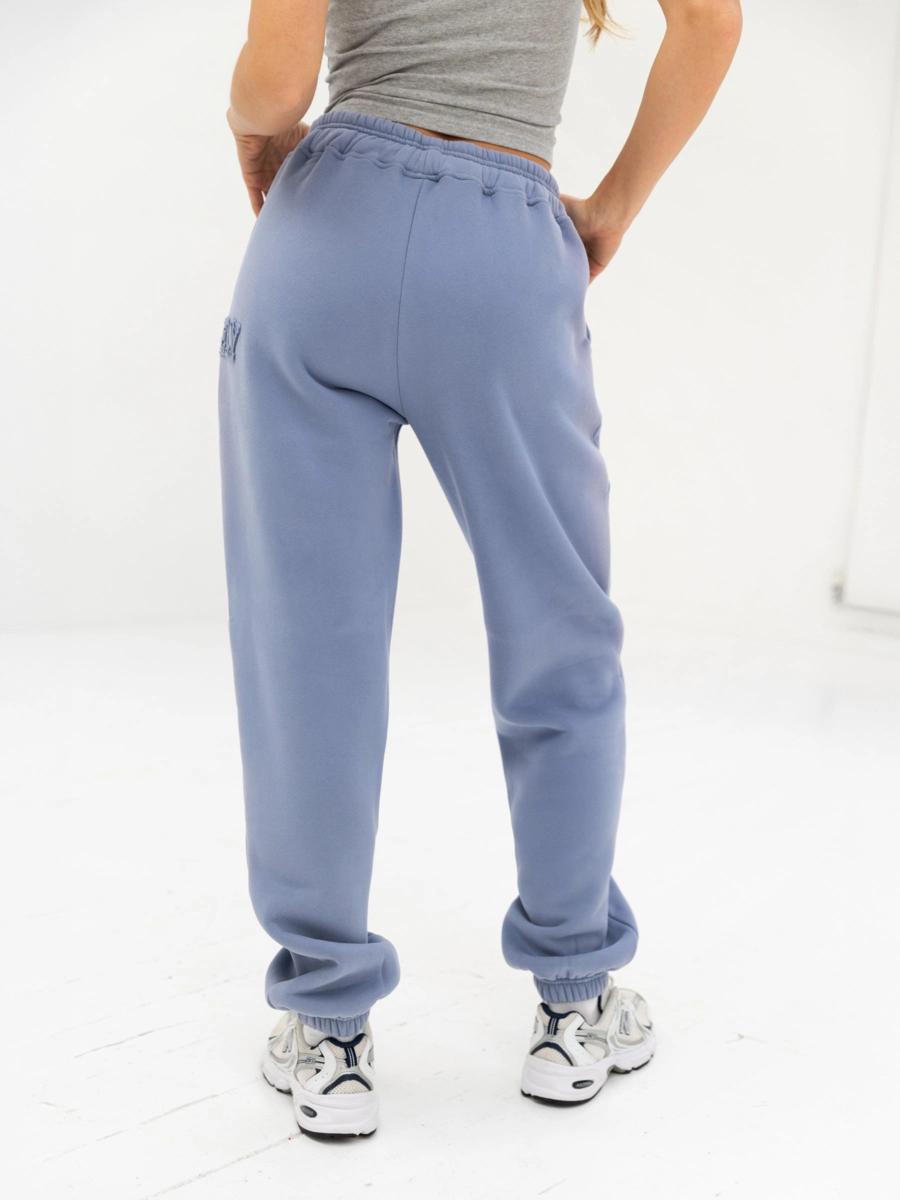 breathable panels Eco Dye Process Tonal Varsity Sweatpants - Granite Blue