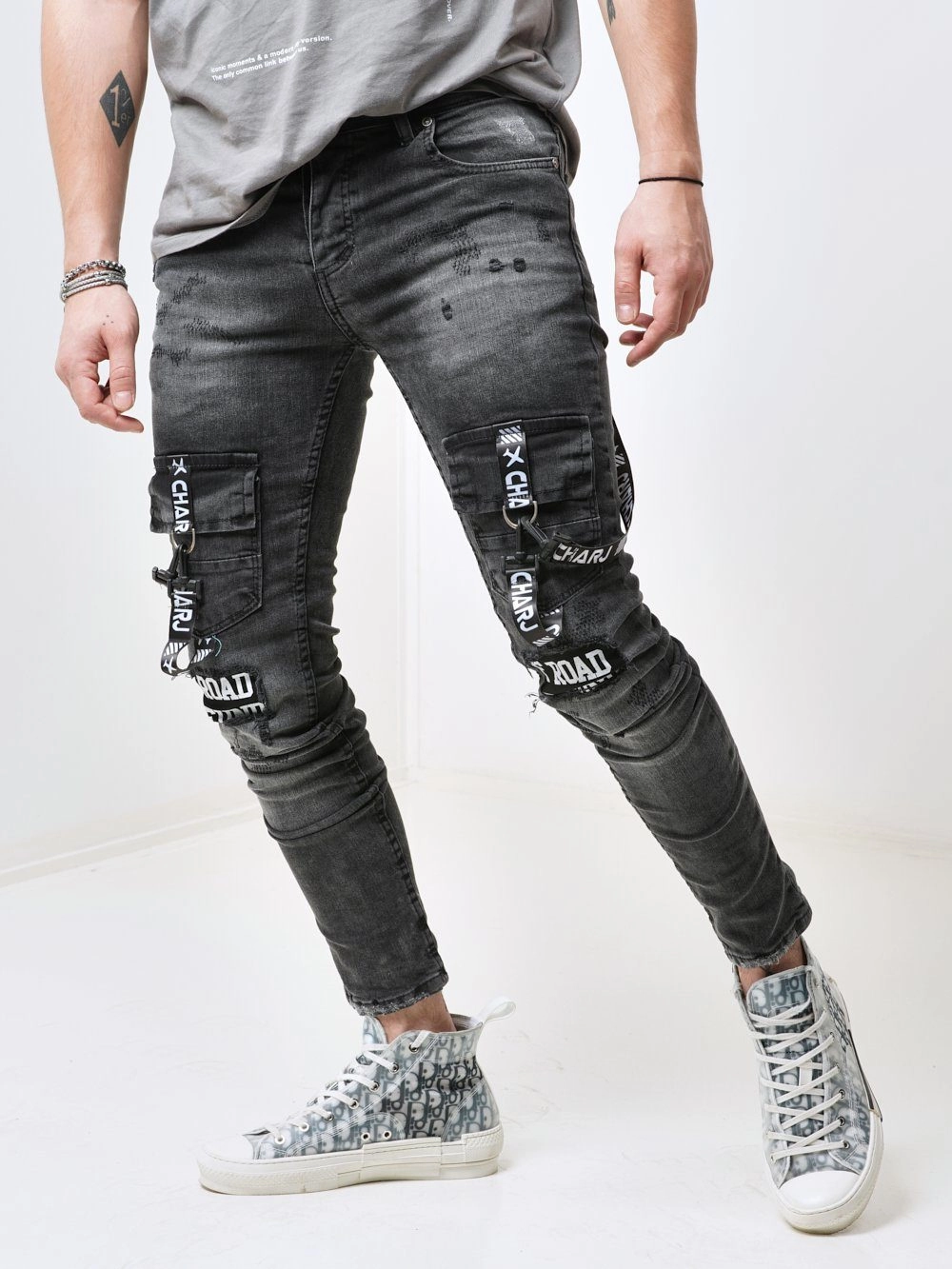 Common Outfit TORNADO BLACK