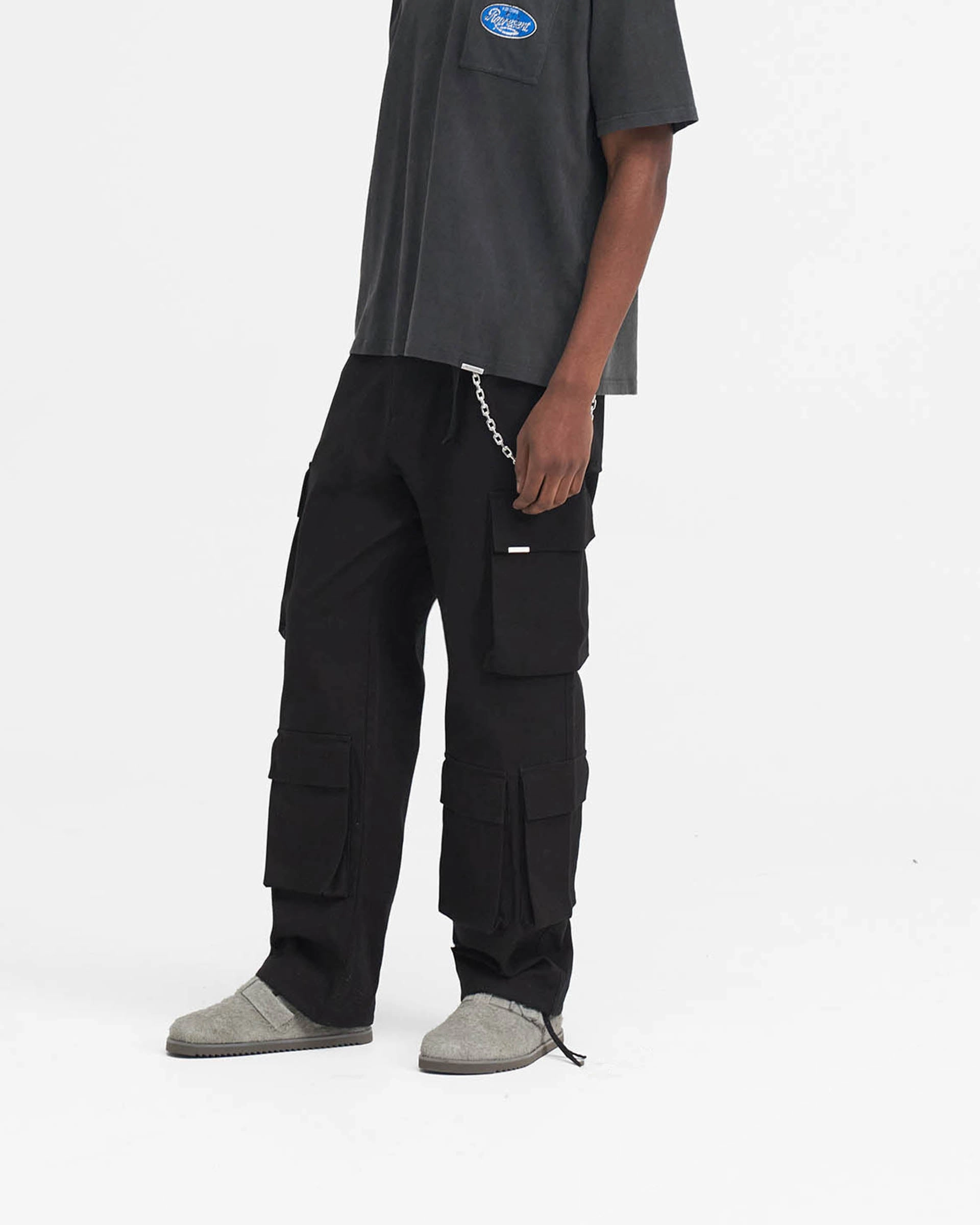 Baggy Cargo Pant - Black Core Essential