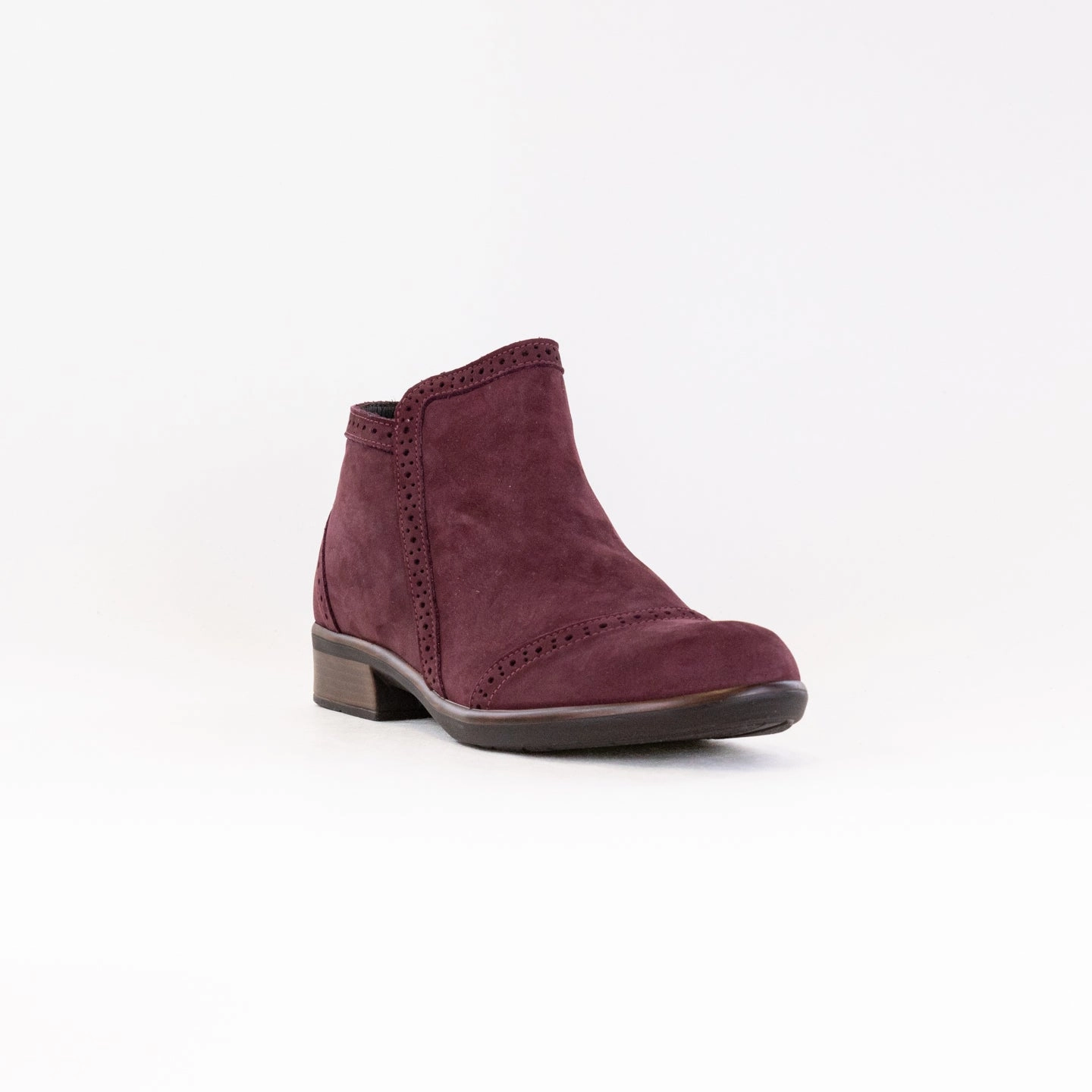 Naot Nefasi (Women's) - Violet Nubuck Breathable All Day Wear Thermal Core Weekend Wanderer