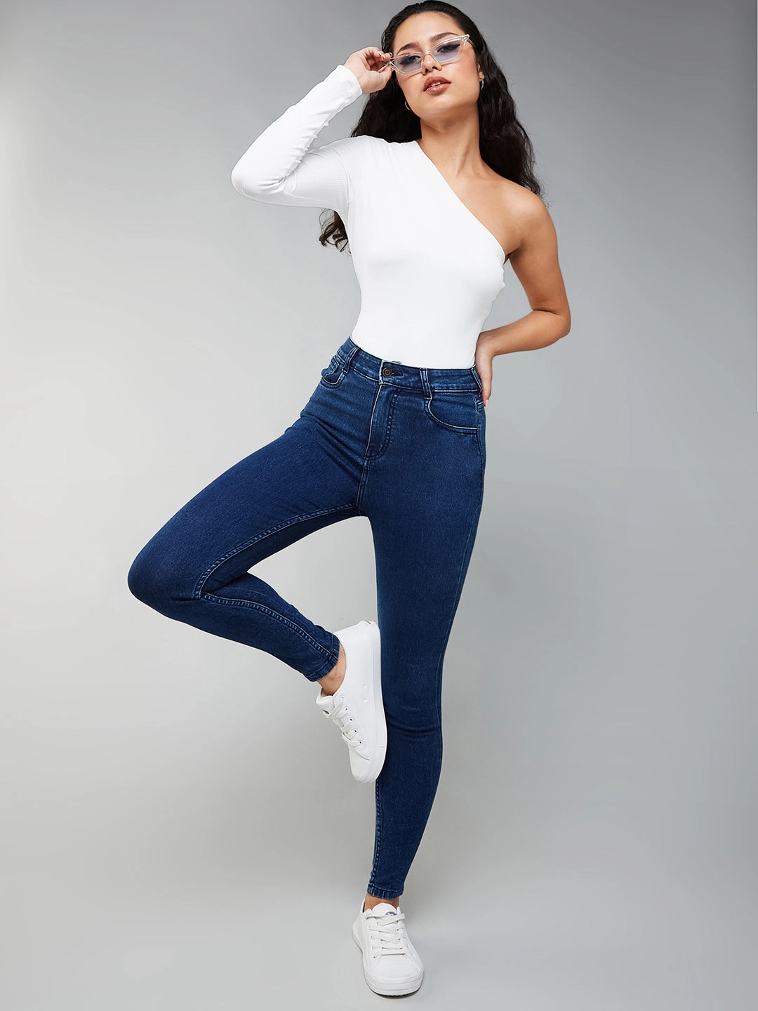 Active Touch Go Anywhere Look CHASEstretch? Blue Skinny-Fit High-Rise Cropped Denim Jeans