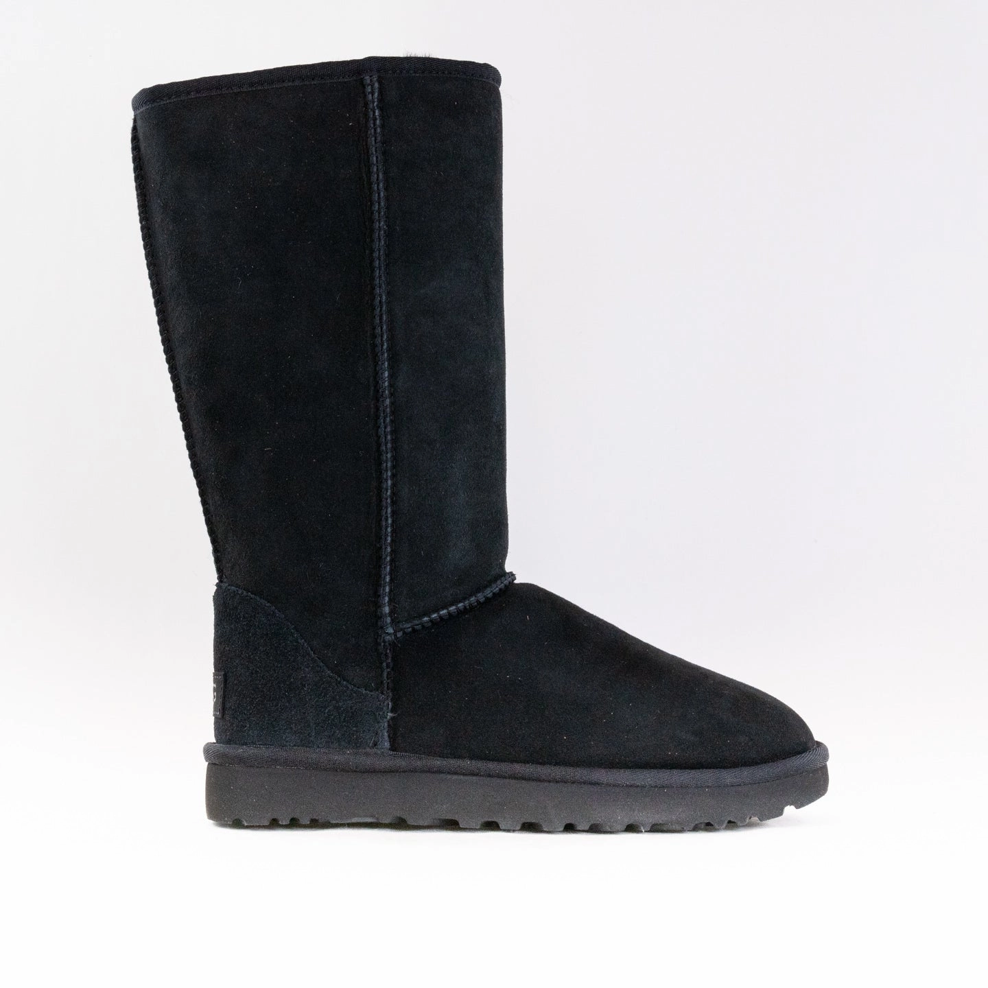 Abrasion Resistant Surface UGG Classic Tall II (Women's) - Black