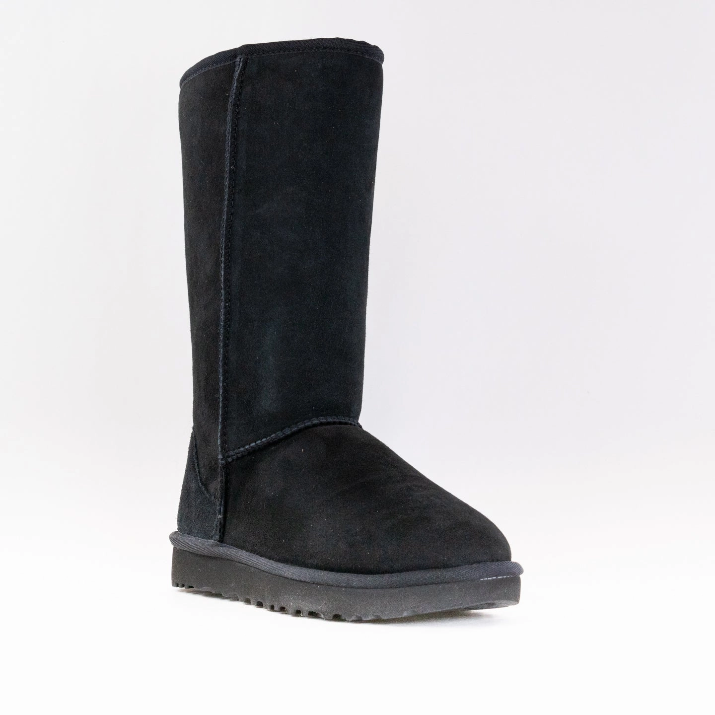 Protective Finish Rough Terrain UGG Classic Tall II (Women's) - Black