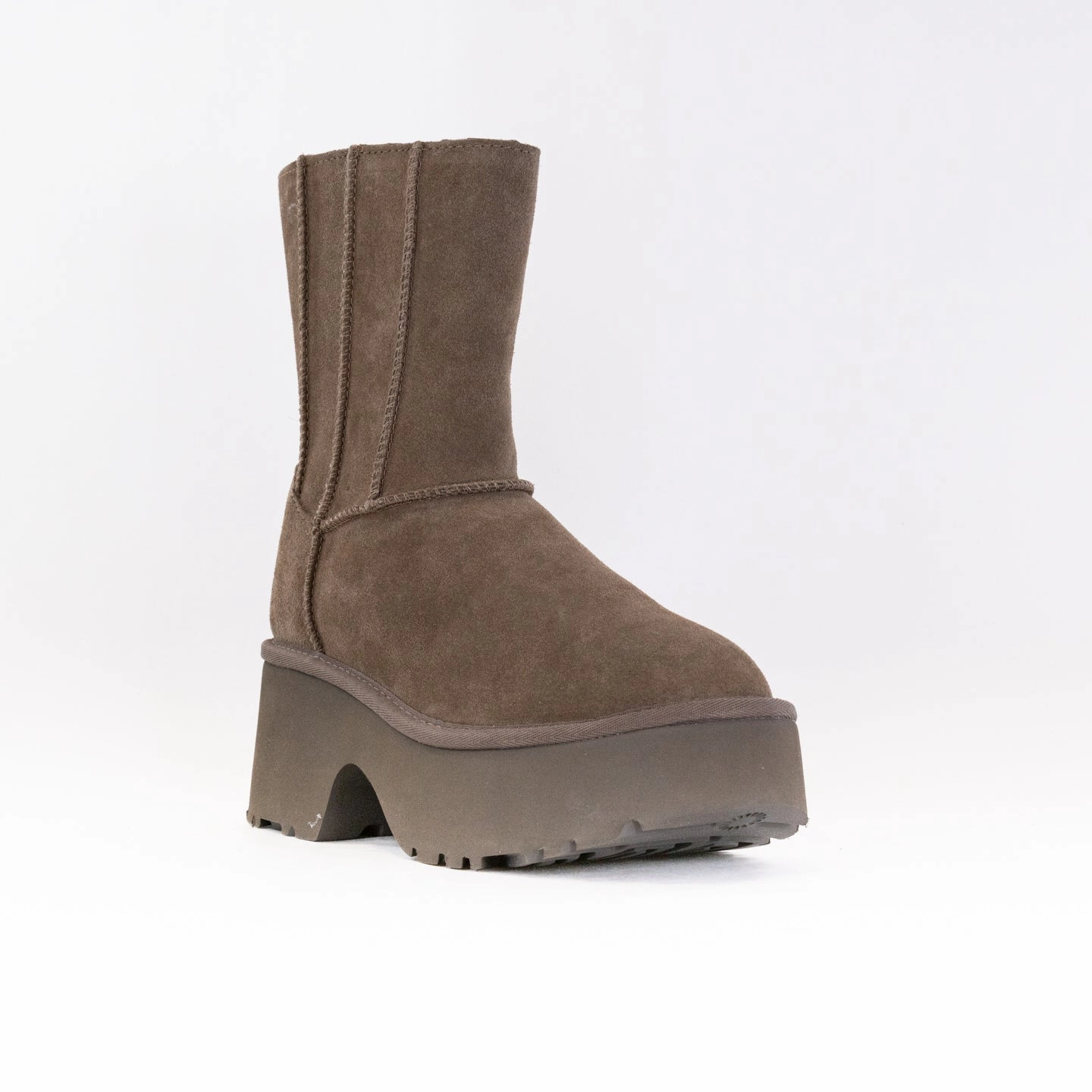 Shock Absorbing Active Nomad Ugg Classic Twin Seam New Heights (Women's) - Hickory