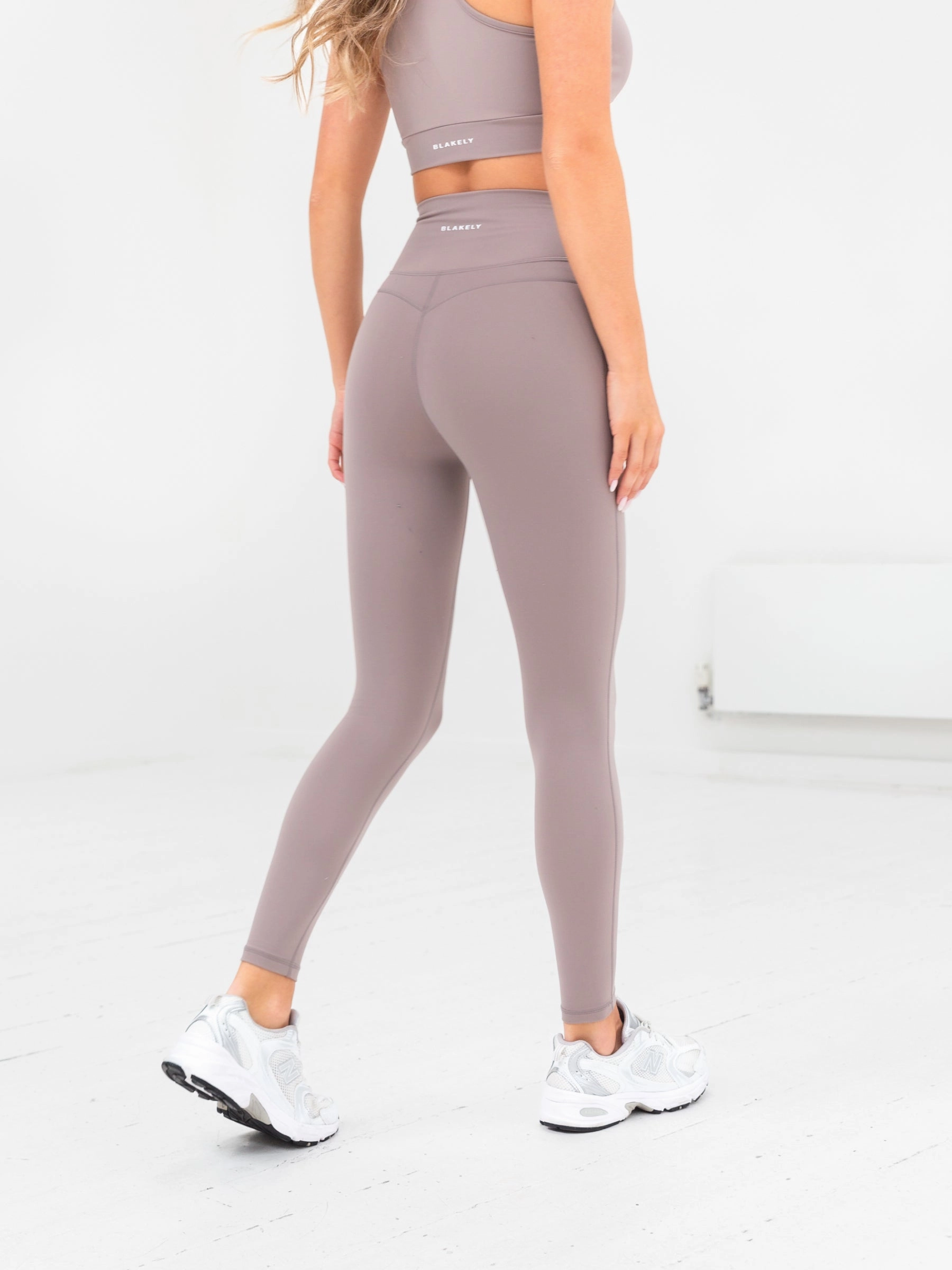 Ultimate Active Leggings - Pink Taupe Active Lifestyle Morning Jog Chilly Comfort