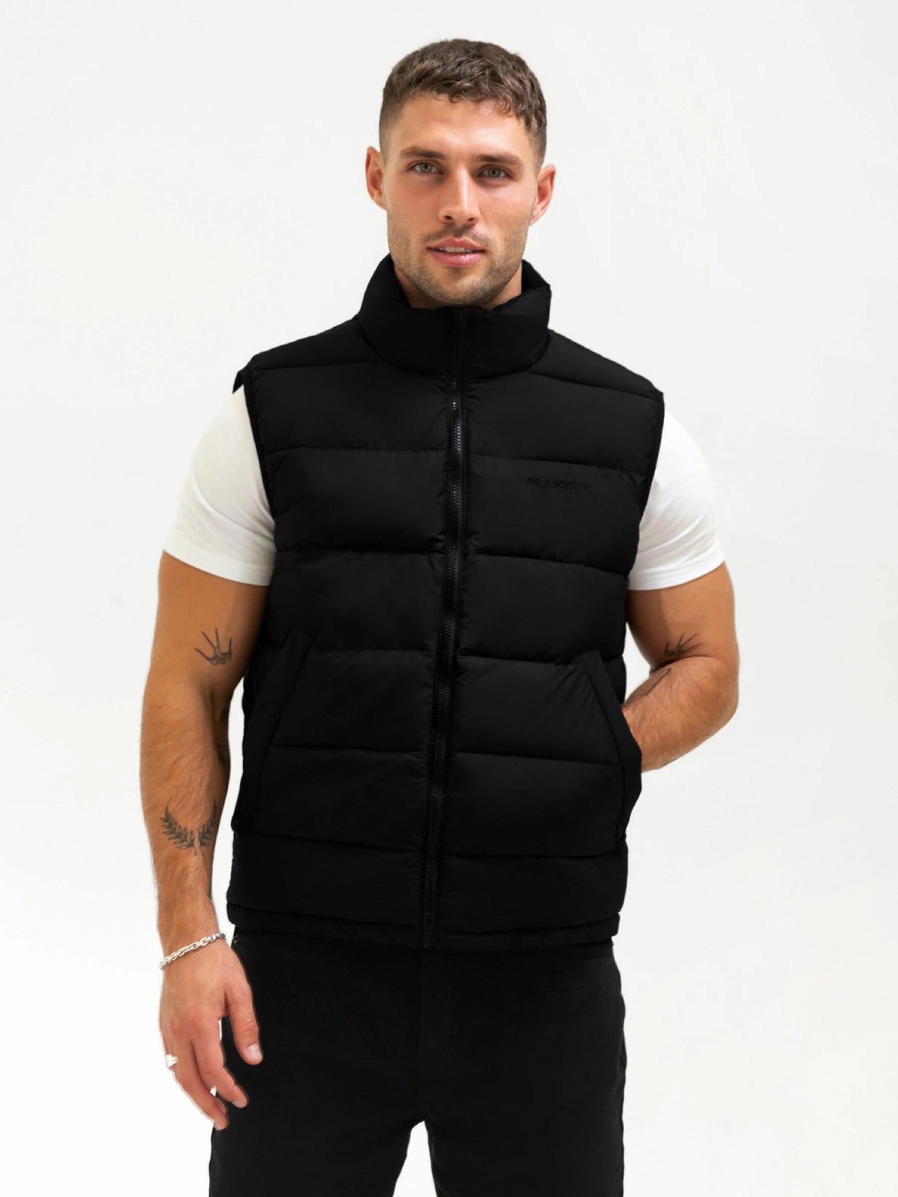 Ultimate Gilet - Black Lightweight insulation