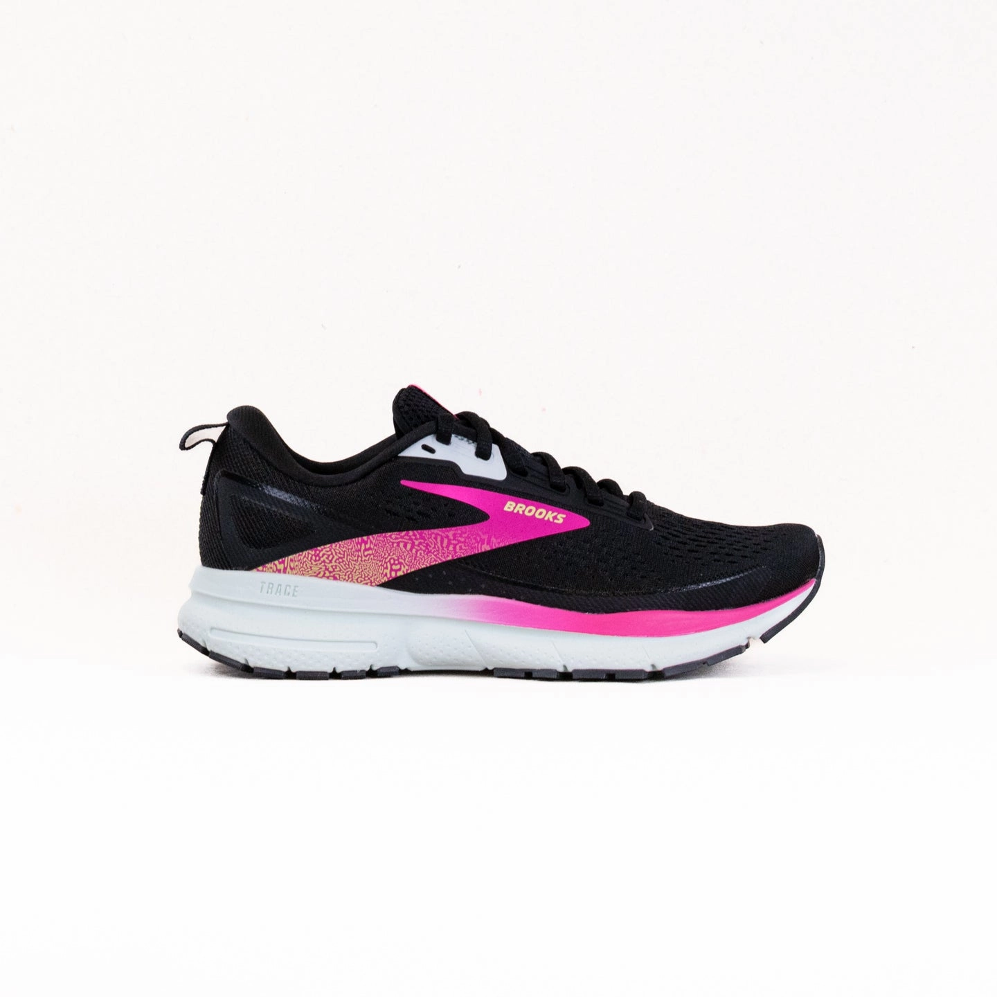 Brooks Trace 3 (Women's) - Black/Blue/Pink Glo long - jump shoes
