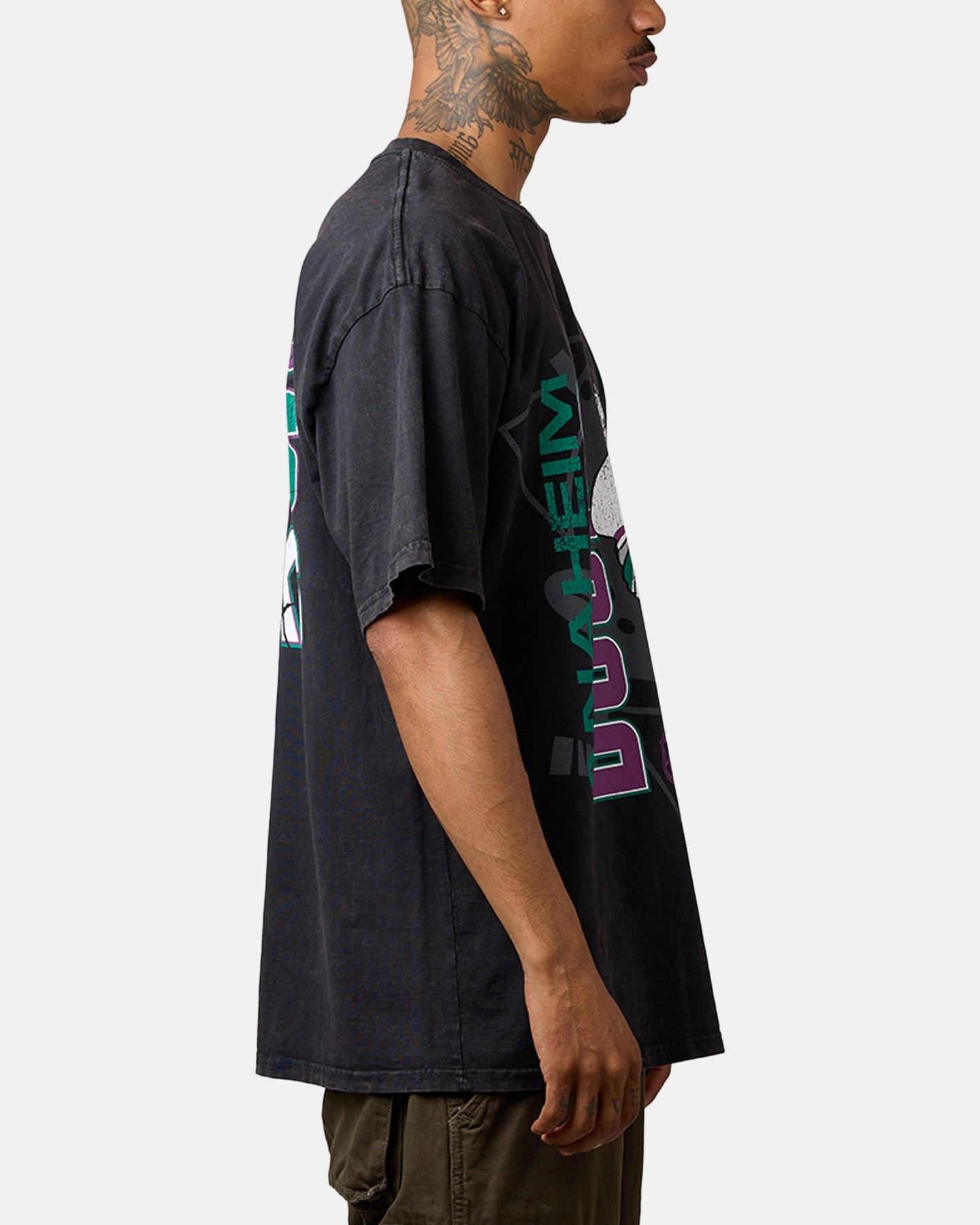 Culture Kings Anaheim Ducks Smash T-Shirt Washed Black Fitted Tank Relaxed Sweatshirt