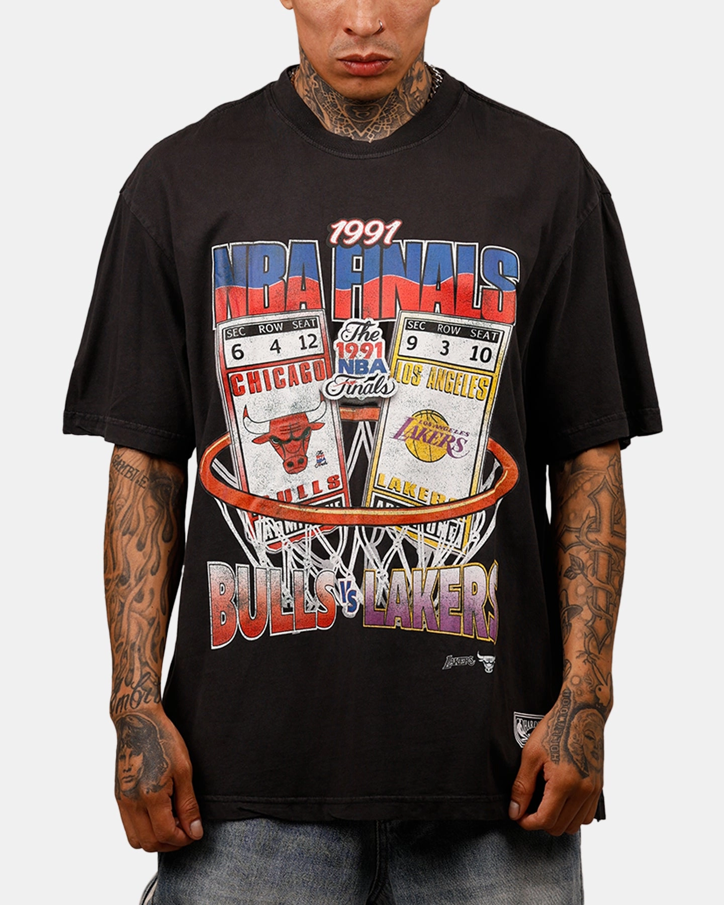 Mitchell & Ness Chicago Bulls Vs Los Angeles Lakers Stub T-Shirt Overdyed Black DropShoulder NoSlip Grip