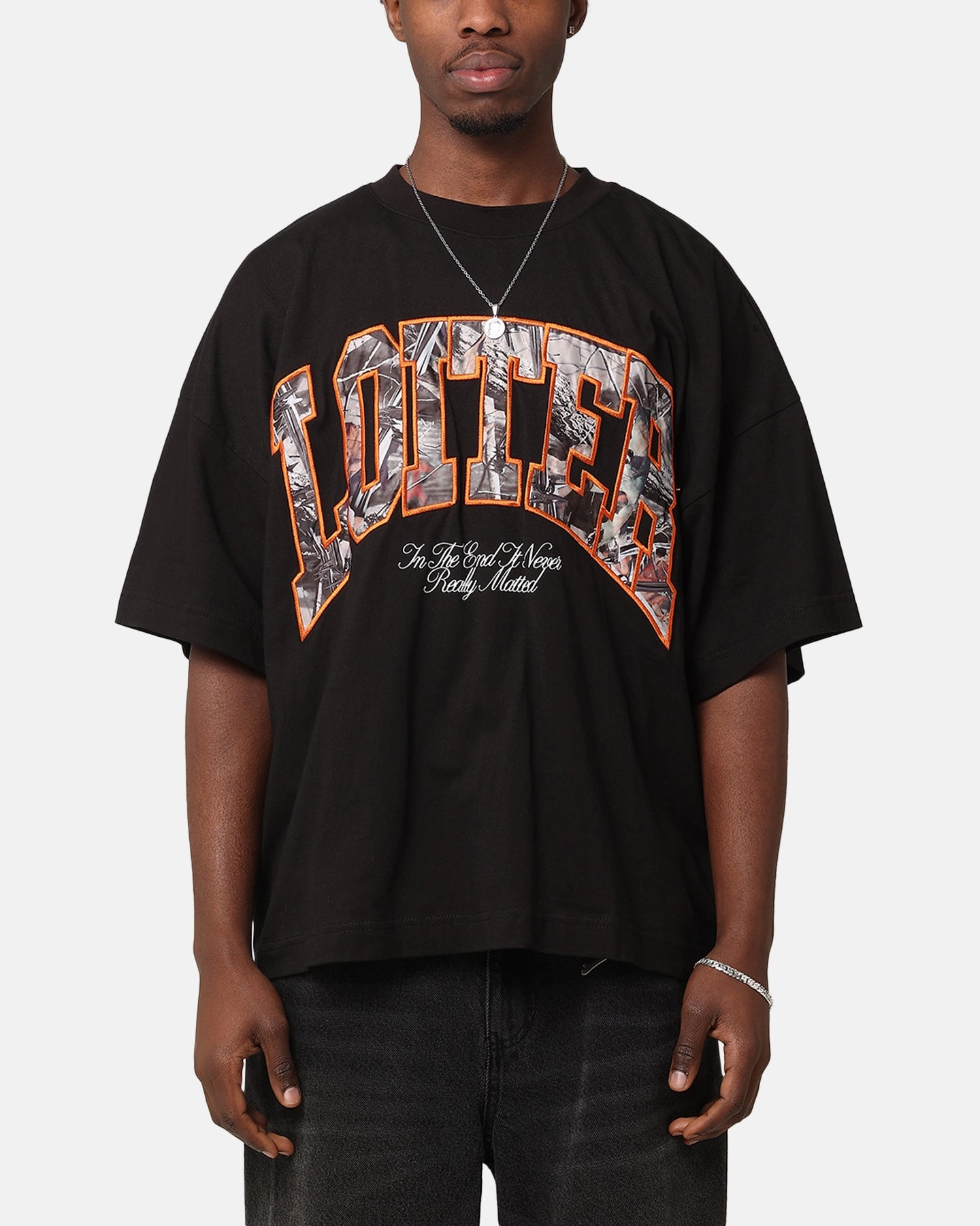 Loiter Hunter T-Shirt Black Minimalist Aesthetic