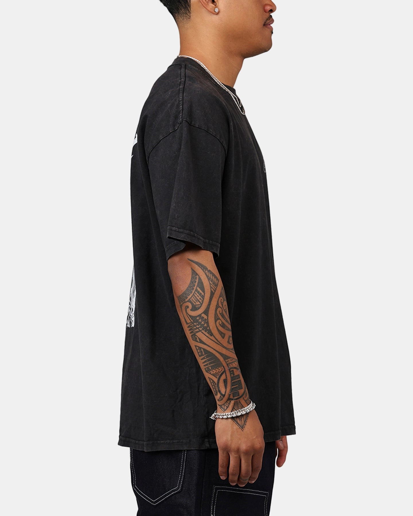 Stretchable Neckline Saint Morta Guardian T-Shirt Black Acidwash