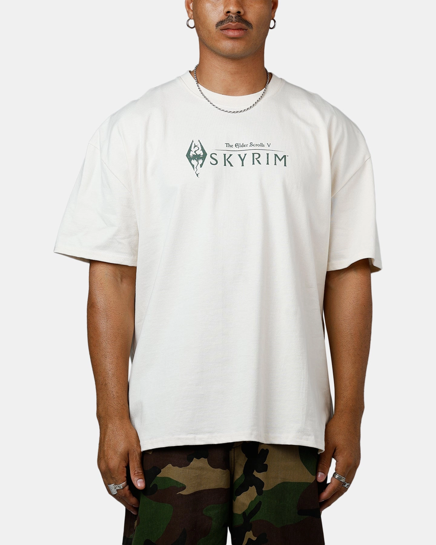 All Over Print Technique 73 Studio X The Elder Scrolls V: Skyrim Vintage T-Shirt Off White