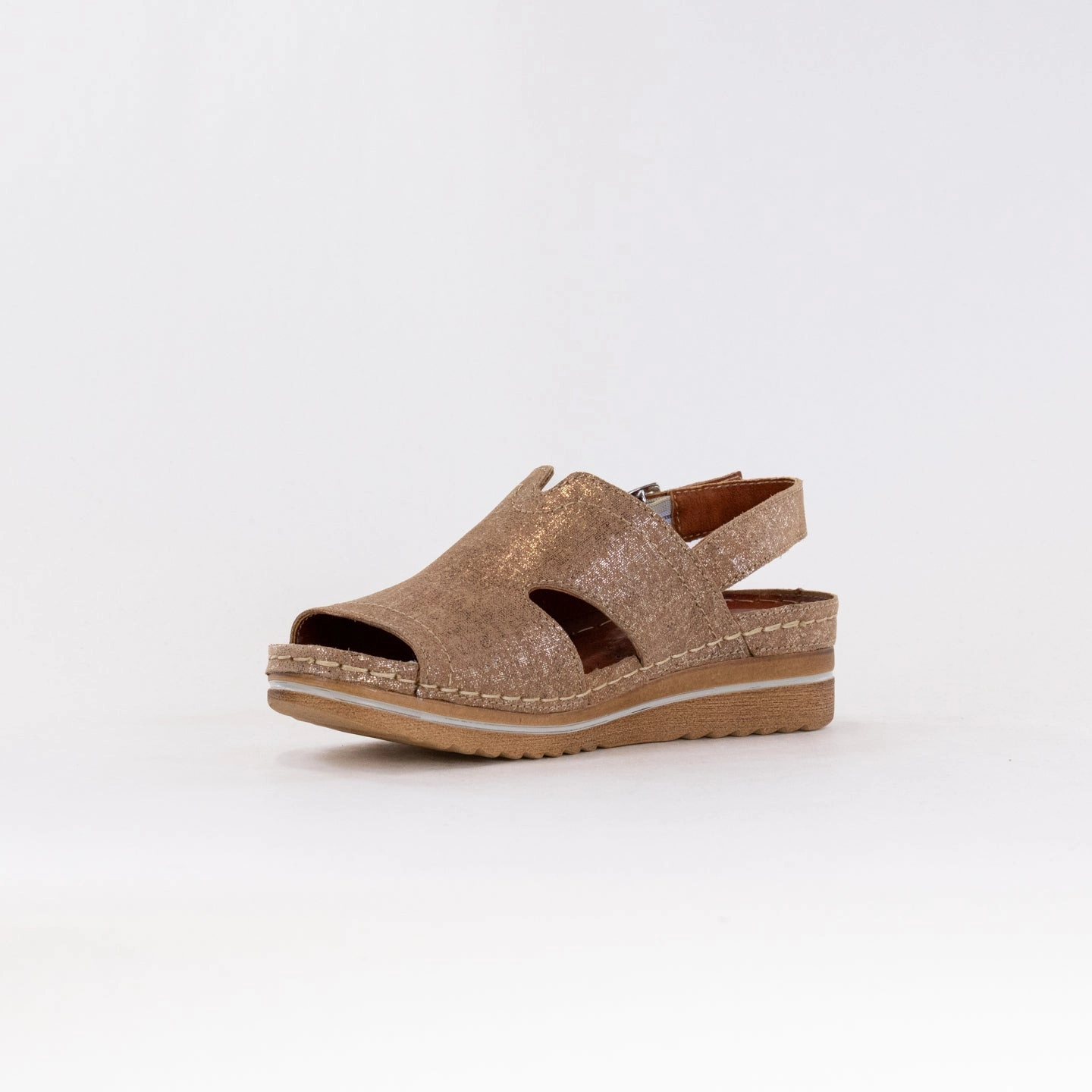 V Italia 967-25 (Women's) - Camel Metallic Leather Slip-Resistant Sole Slip Resistant Sole Pattern