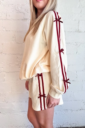 Simple Comforted Velvet Side Striped Shorts With Bow Detail