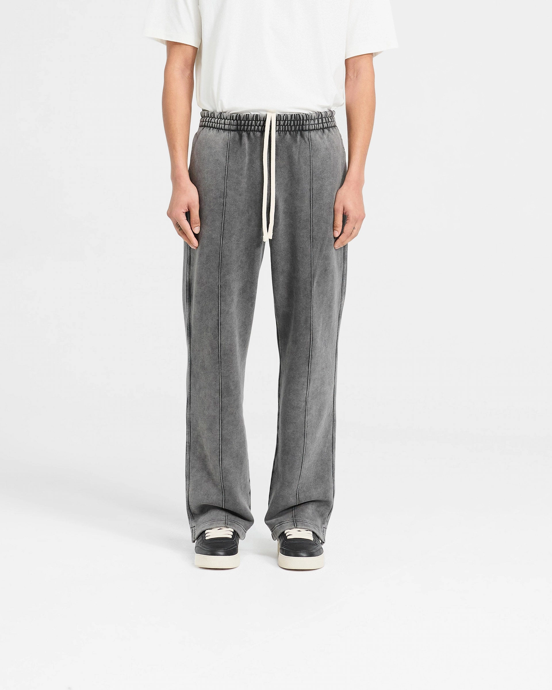 Thermal Regulating Fabric Initial Sweatpants - Vintage Grey