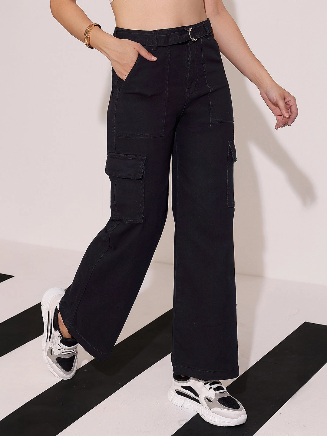 Women's Black Wide leg High rise Clean look Regular Stretchable Denim Jeans Tapered Leg Profile Everyday Loose