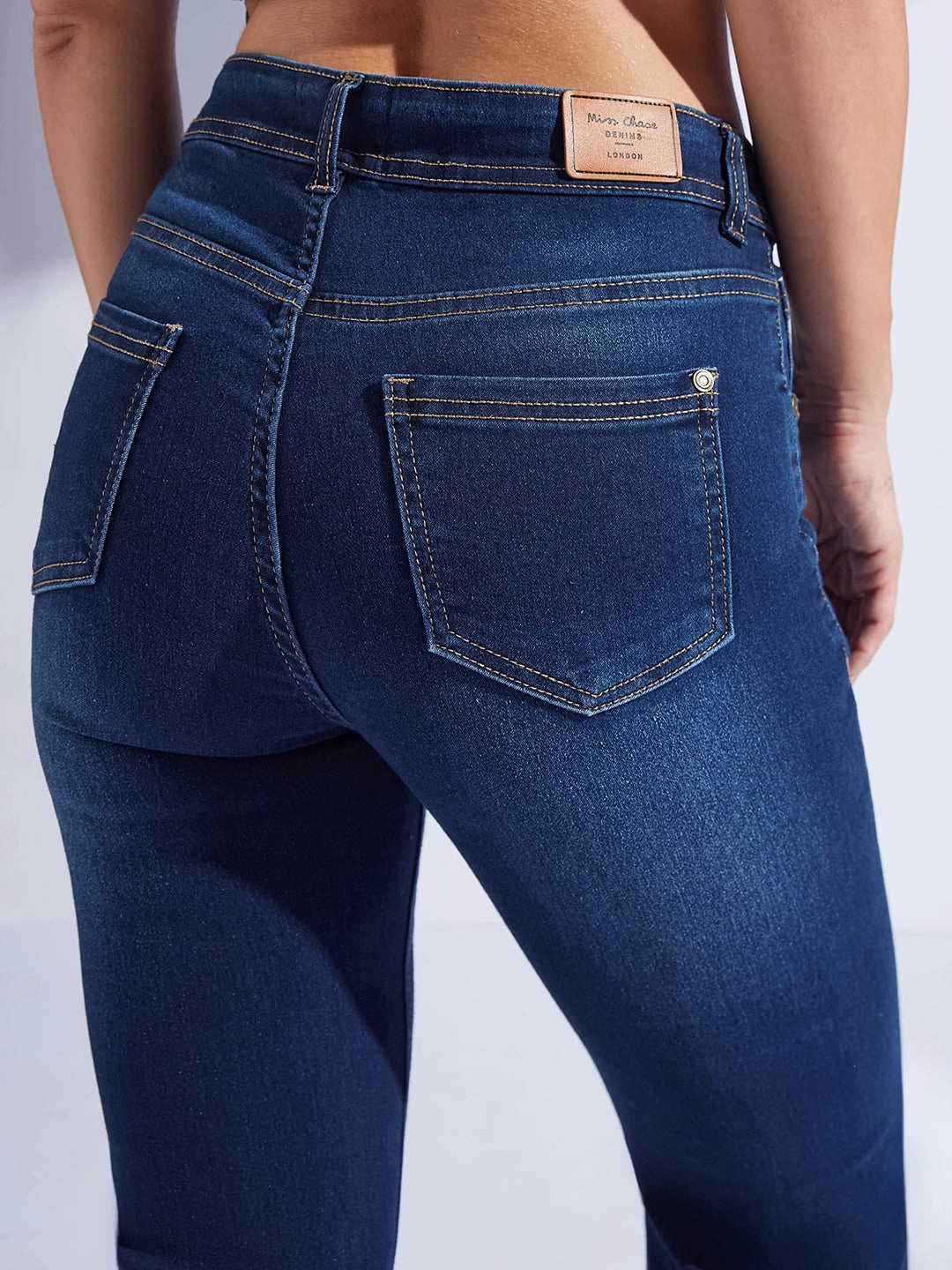 Tailored Style Women's Blue Bootcut Mid-Rise Denim Stretchable Jeans