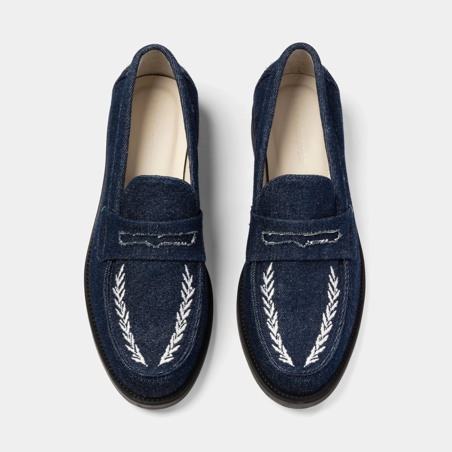 Practical Slip-on Shoes Side Gusset Wilde Indigo Denim Wreath Embroidered Penny Loafer - Men's