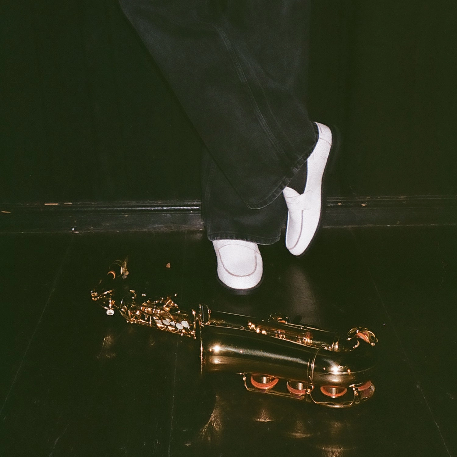 Wilde White Cracked Penny Loafer - Women's Step Swift Supportive Heel