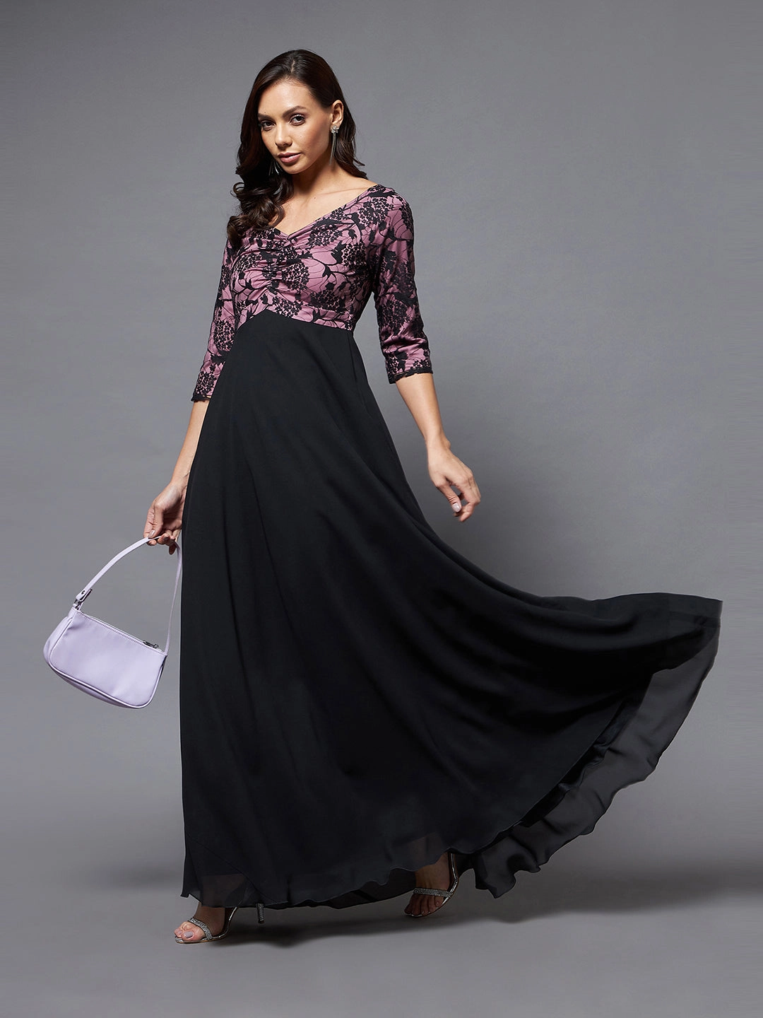 Elegant Appearance Women's Black And Lavender Floral Lace Fit & Flare Maxi Dress