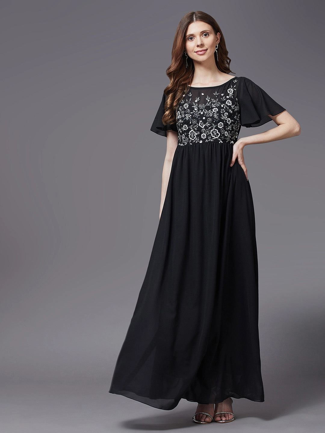 Relax Line Women's Black Embellished Gathered Maxi Dress