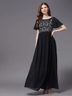 Relax Line Women's Black Embellished Gathered Maxi Dress