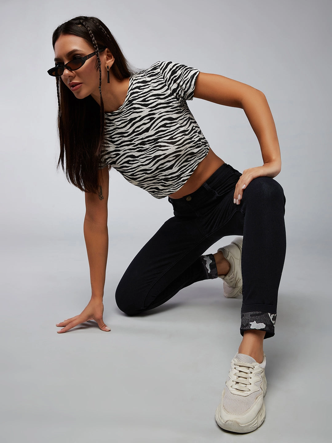 Women's Black High-Rise Slim-Fit Stretchable Denim Jeans Formal Fashion Lover Everyday Look