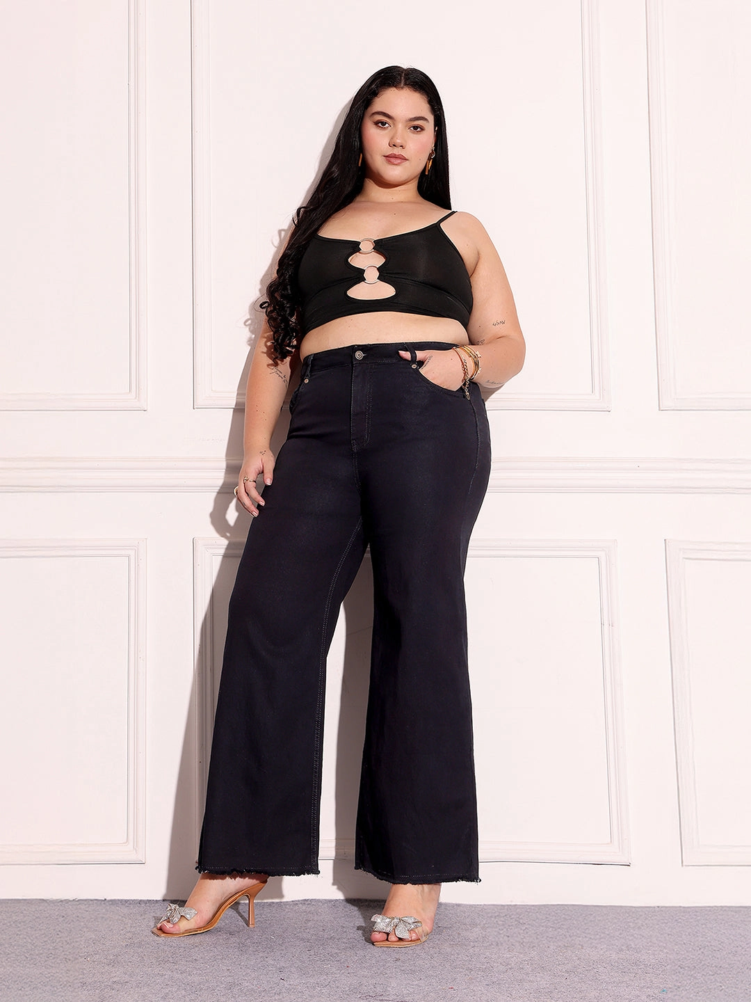 Casual Wear Women's Black High-Rise Stretchable Wide-Leg Denim Jeans