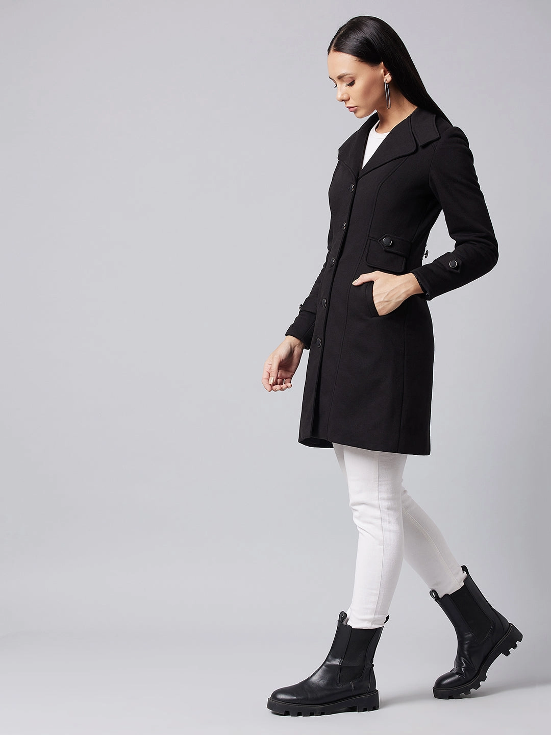 Water Resistant Shell Women's Black Notch Collar Full Sleeve Solid Front-Open Longline Jacket