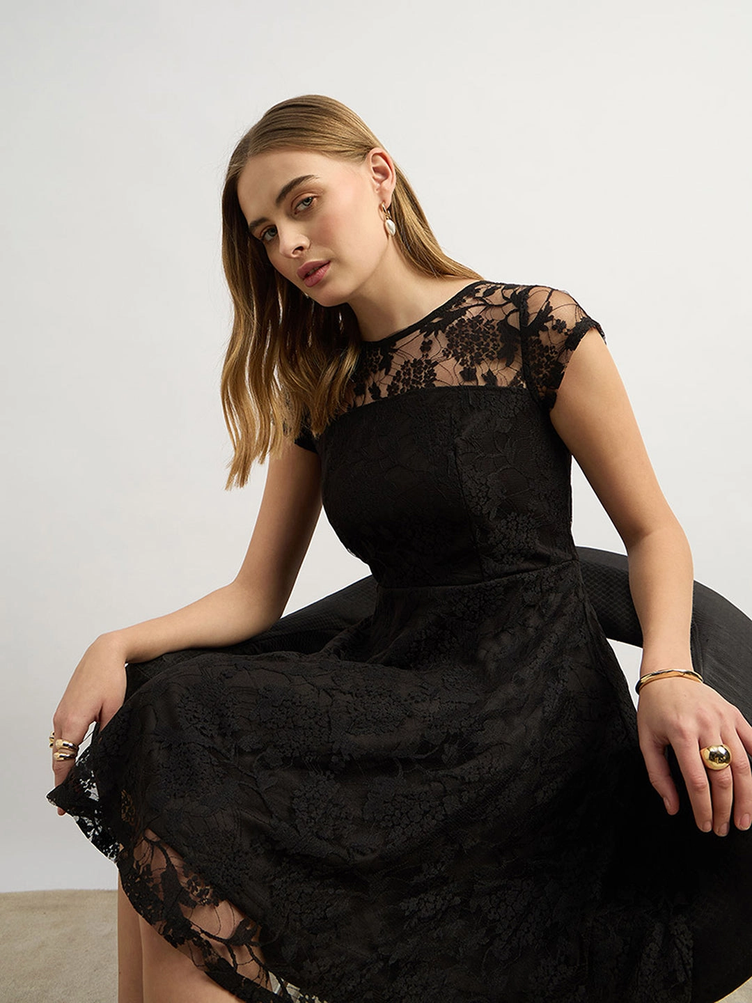 Contrast-Piping Soft Appeal Women's Black Round Neck Cap Sleeves Low Back Lace Skater Dress