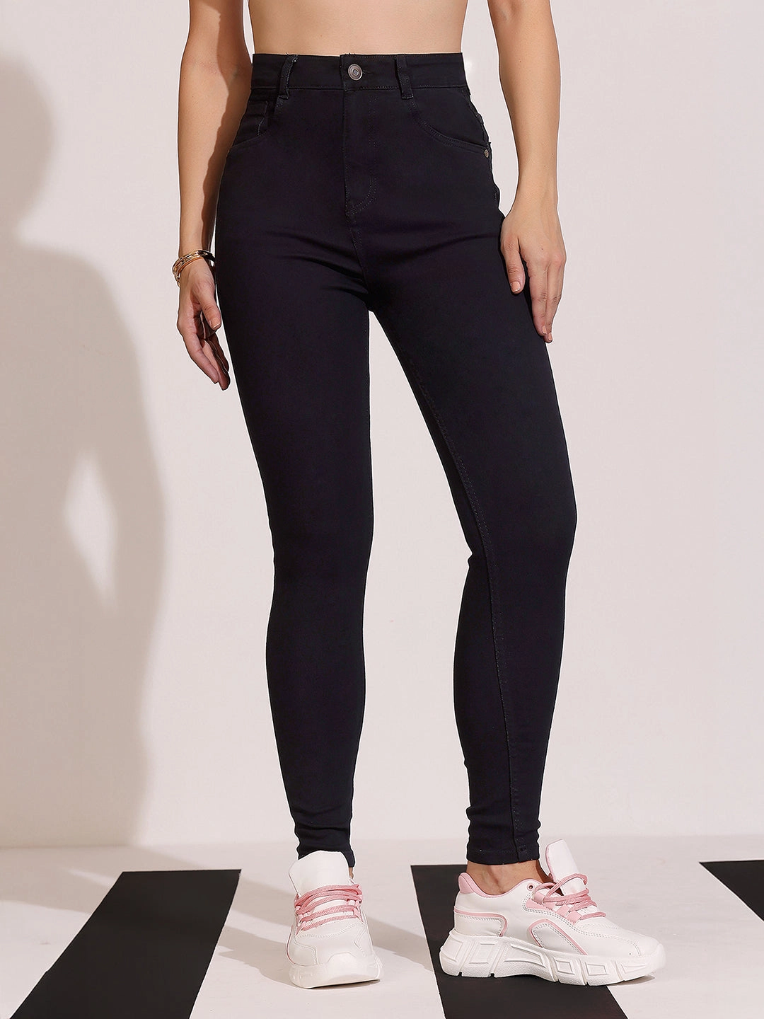 Women's Black Skinny Fit High Rise Clean Look Cropped Length Stretchable Denim Jeans Low Profile Zipper