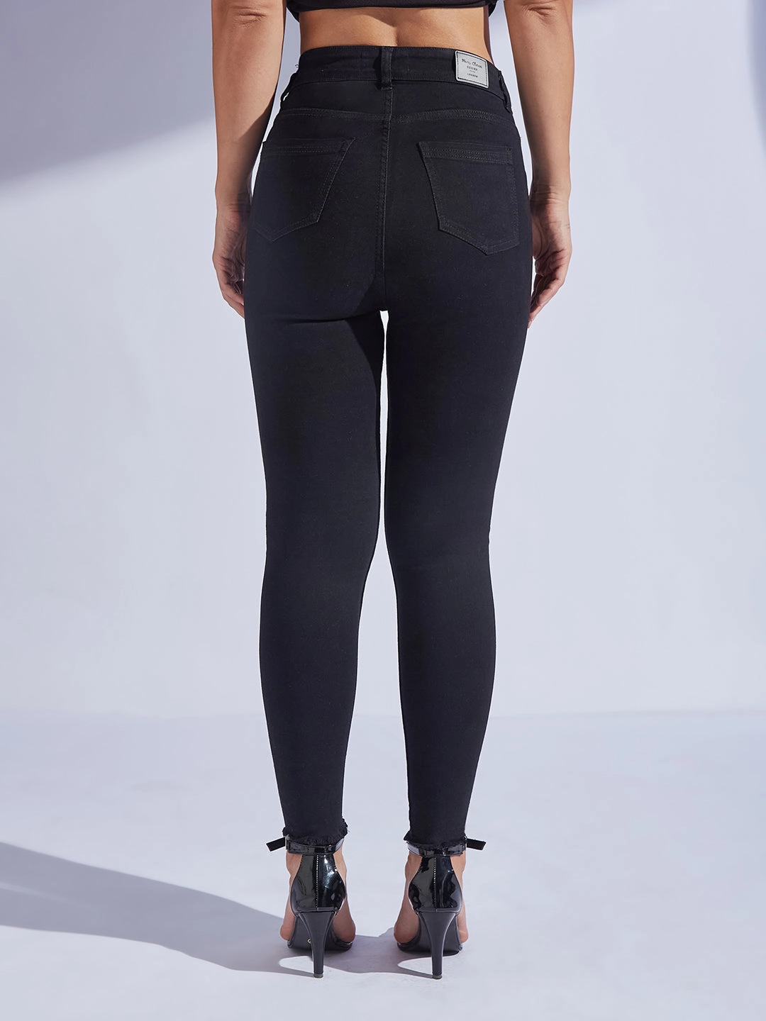 All Round Fit Women's Black Skinny Fringed Detailing High-Rise Solid Cropped Stretchable Denim Jeans