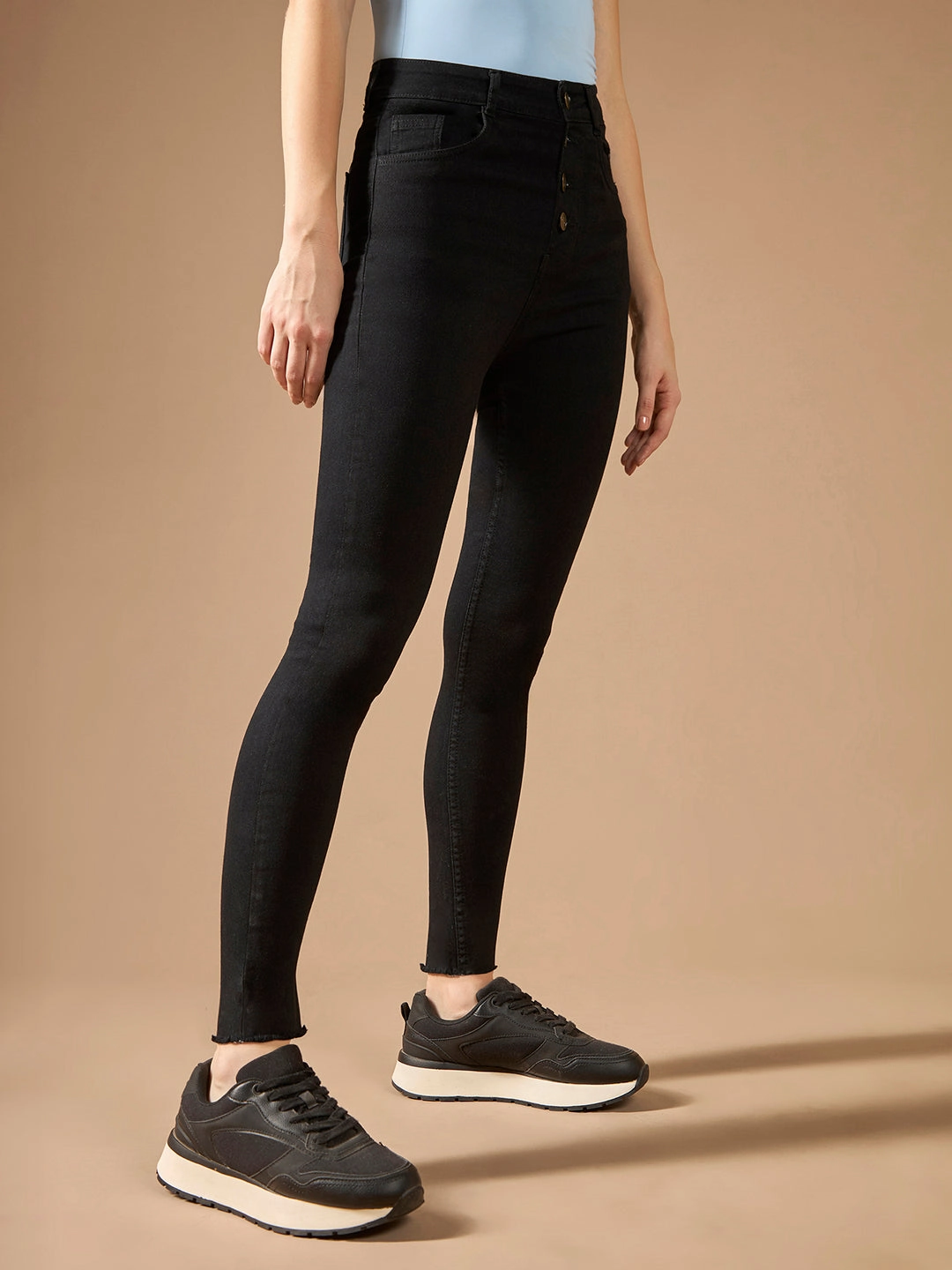 Women's Black Skinny High-Rise Clean-Look Cropped Fringed Hemline Solid Stretchable Denim Jeans Morning Stroll Fashion Lover