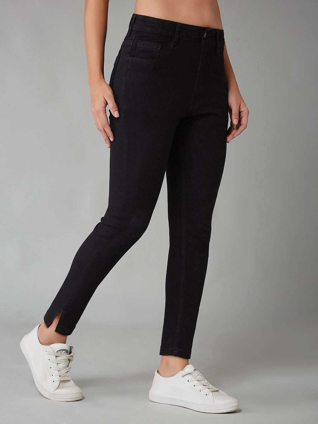 Bold Earthy Women's Black Skinny High-Rise Clean-Look Cropped Stretchable Denim Jeans