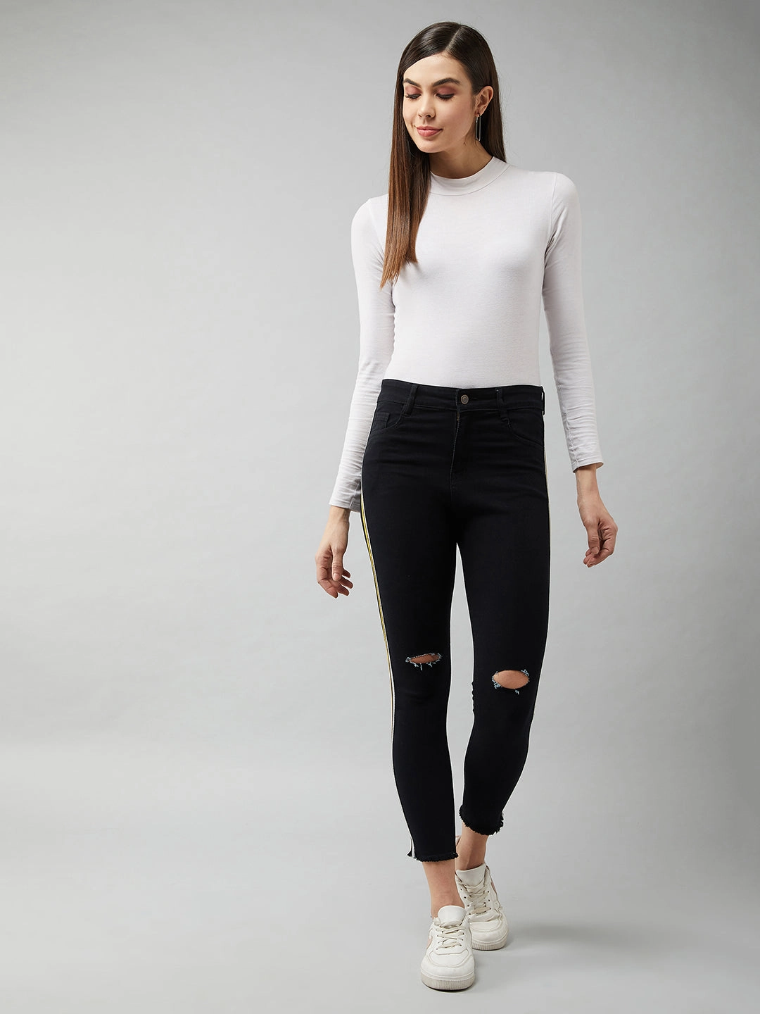 Relaxed Style City Walk Trend Setter Women's Black Skinny High-Rise Cropped Stretchable Denim Jeans